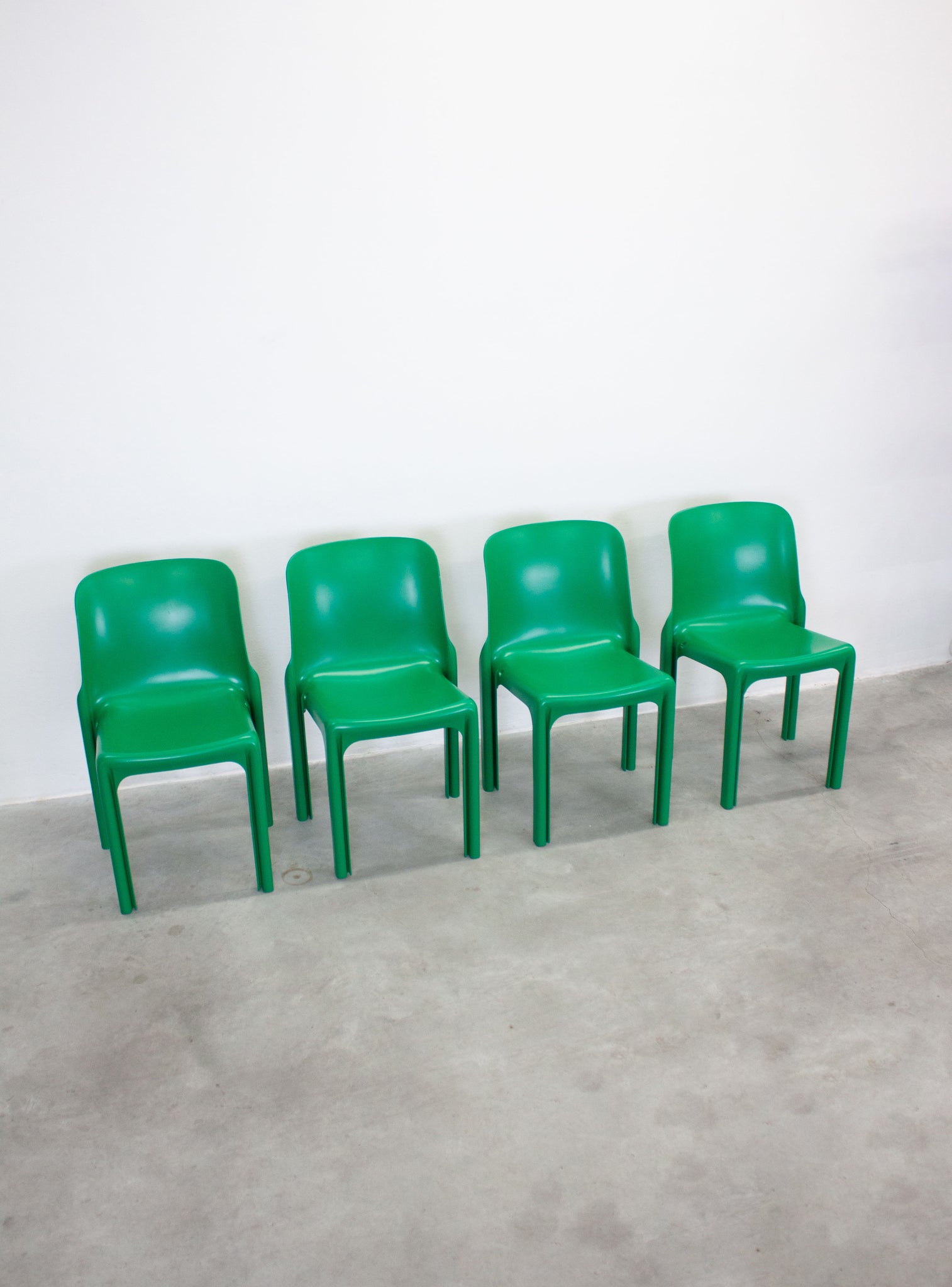 Artemide Selene Dining Chair by Vico Magistretti (Green)