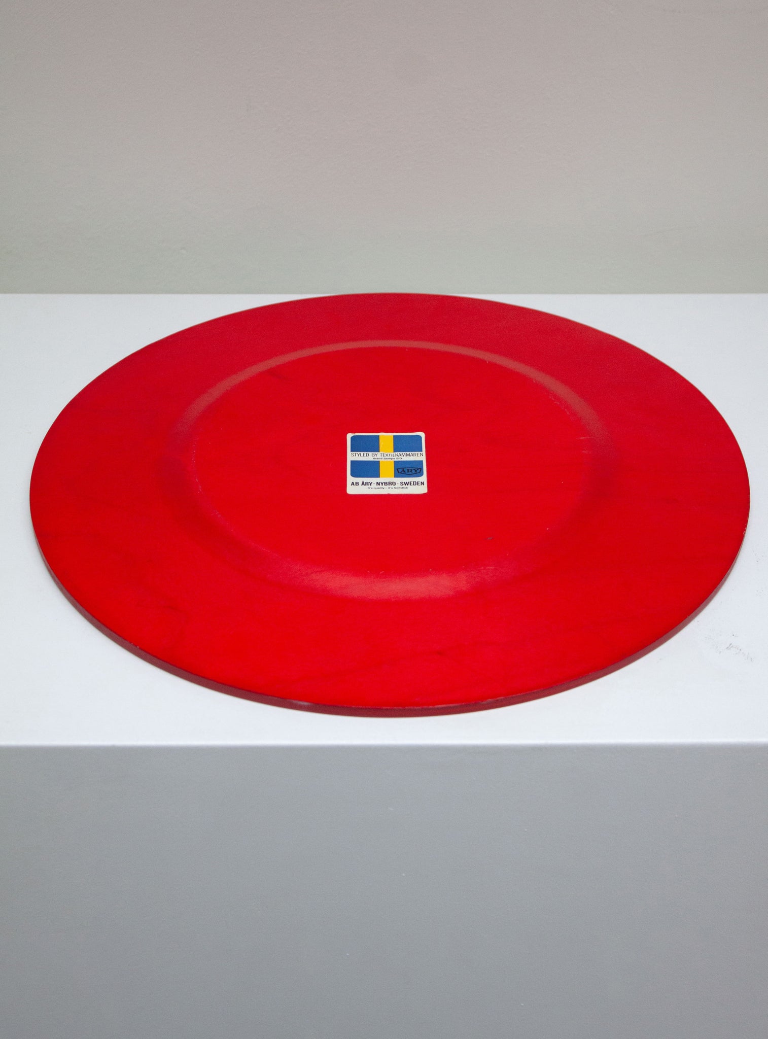 AB Åry Nybro Sweden Wooden Plate by Astrid Sampe (Red)