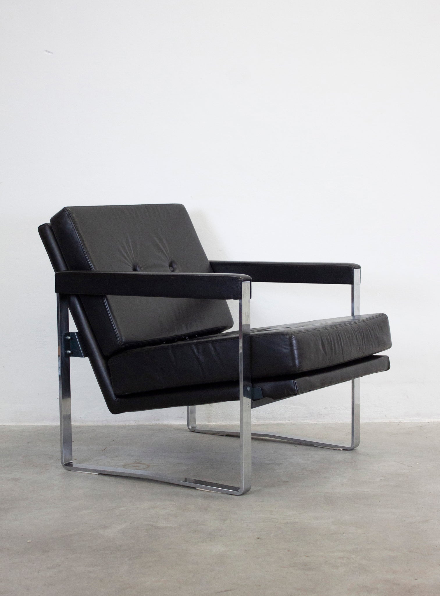 AP Originals AP72 Easy Chair by Hein Salomonson (Black)