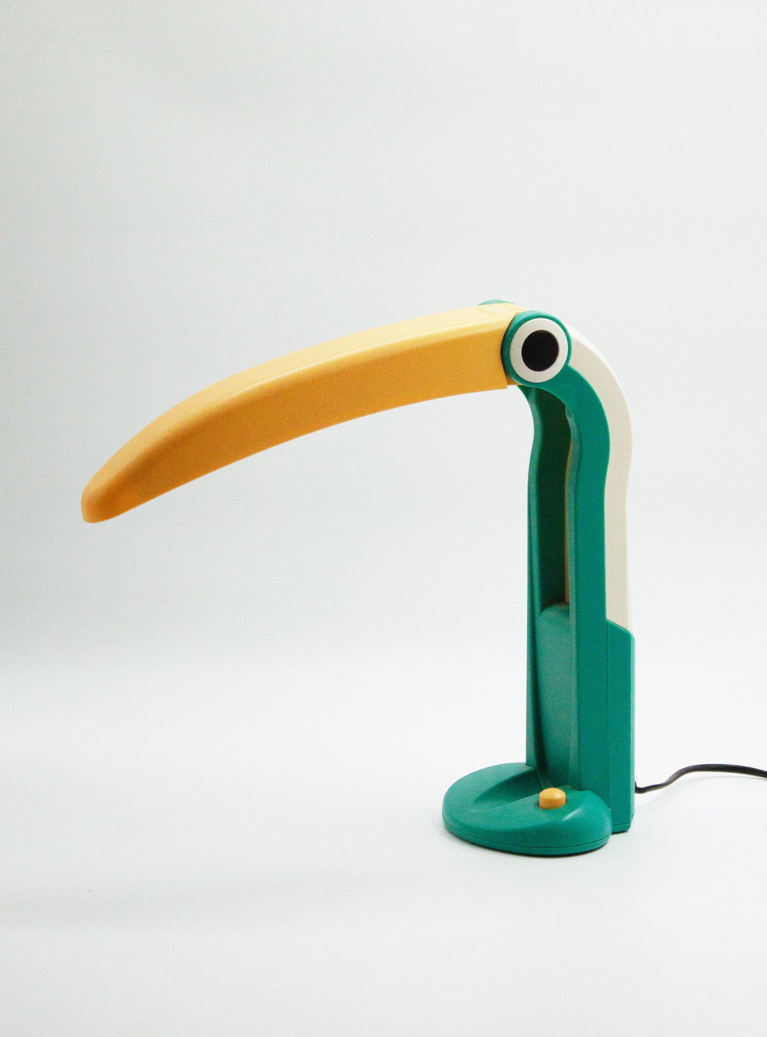 Perenz Toucan Desk Lamp by H.T. Huang (Green/Yellow)