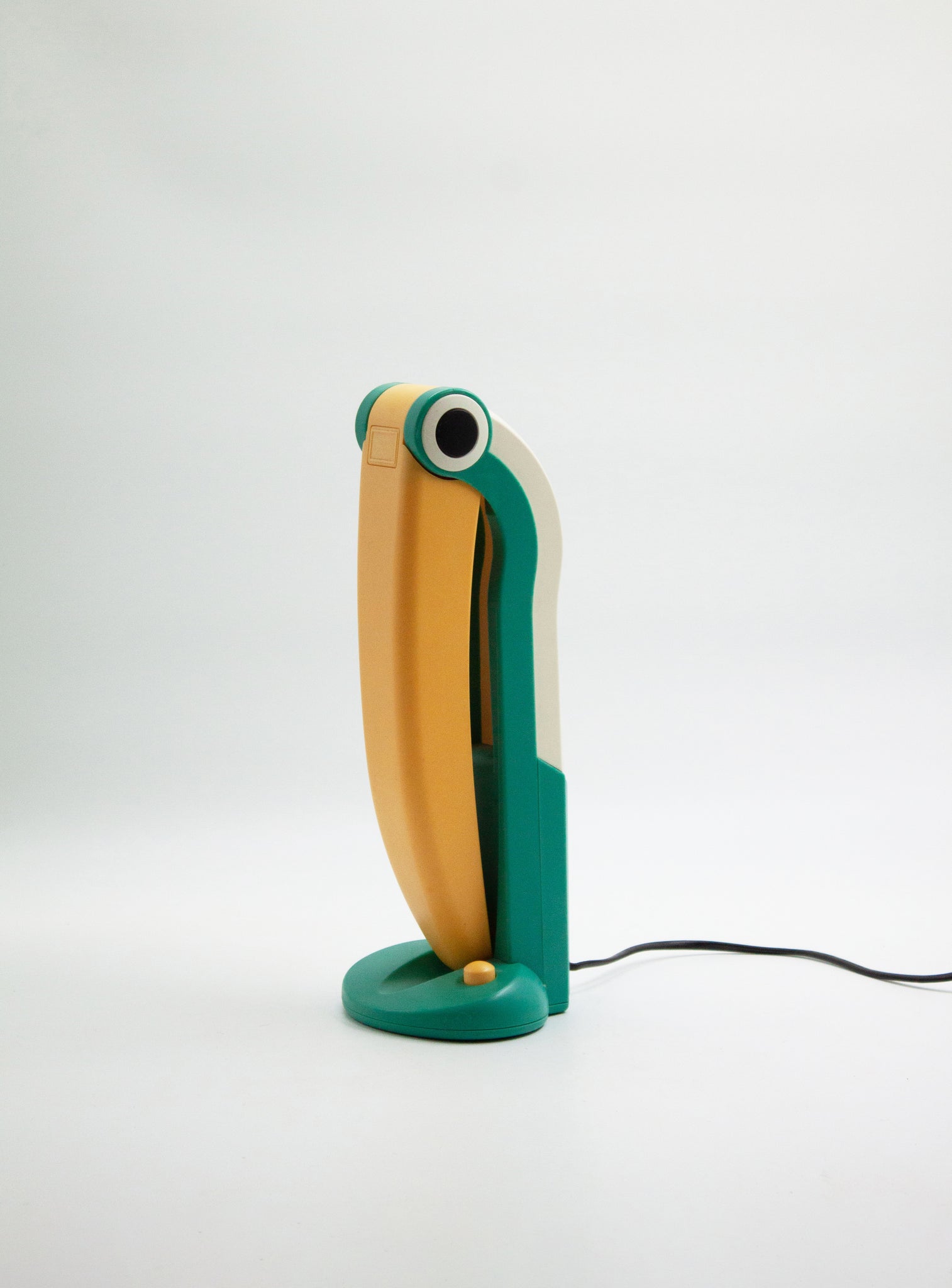 Perenz Toucan Desk Lamp by H.T. Huang (Green/Yellow)