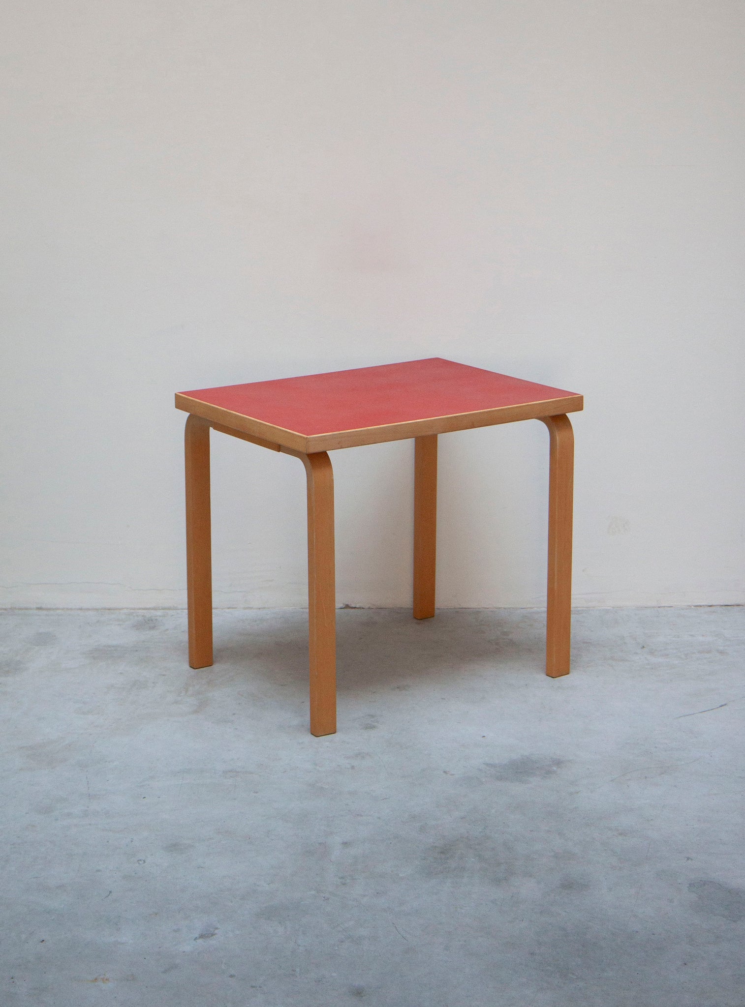 Artek Desk or Dining Table by Alvar Aalto (Red) – JUKI AMSTERDAM