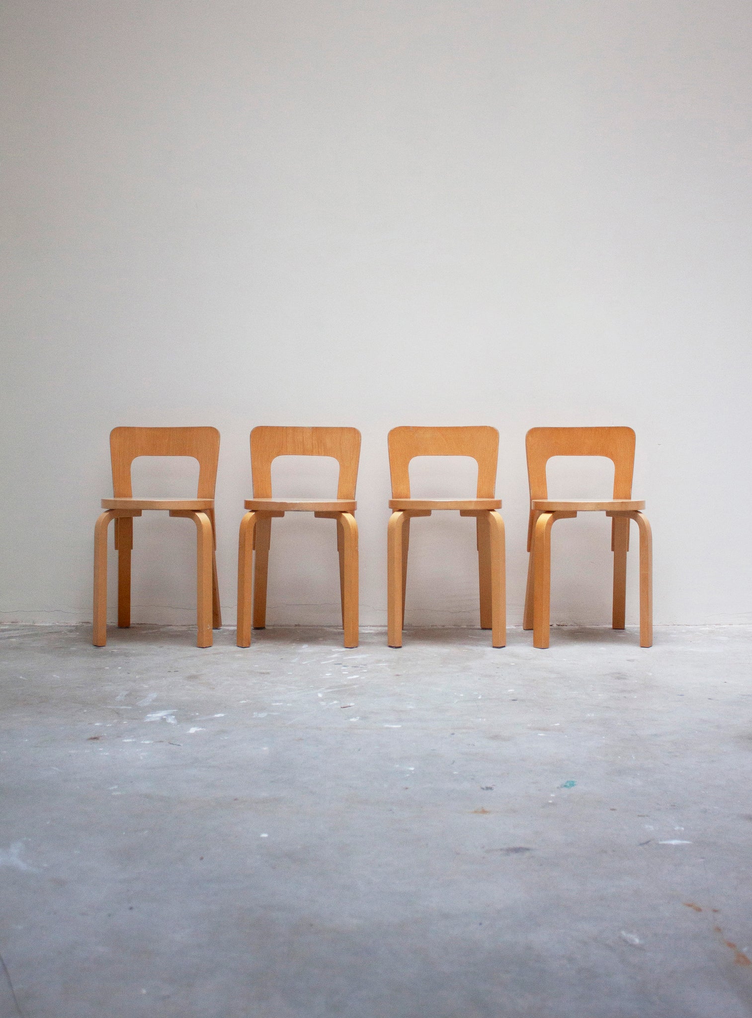 Artek Model 65 Chair by Alvar Aalto (Beige)