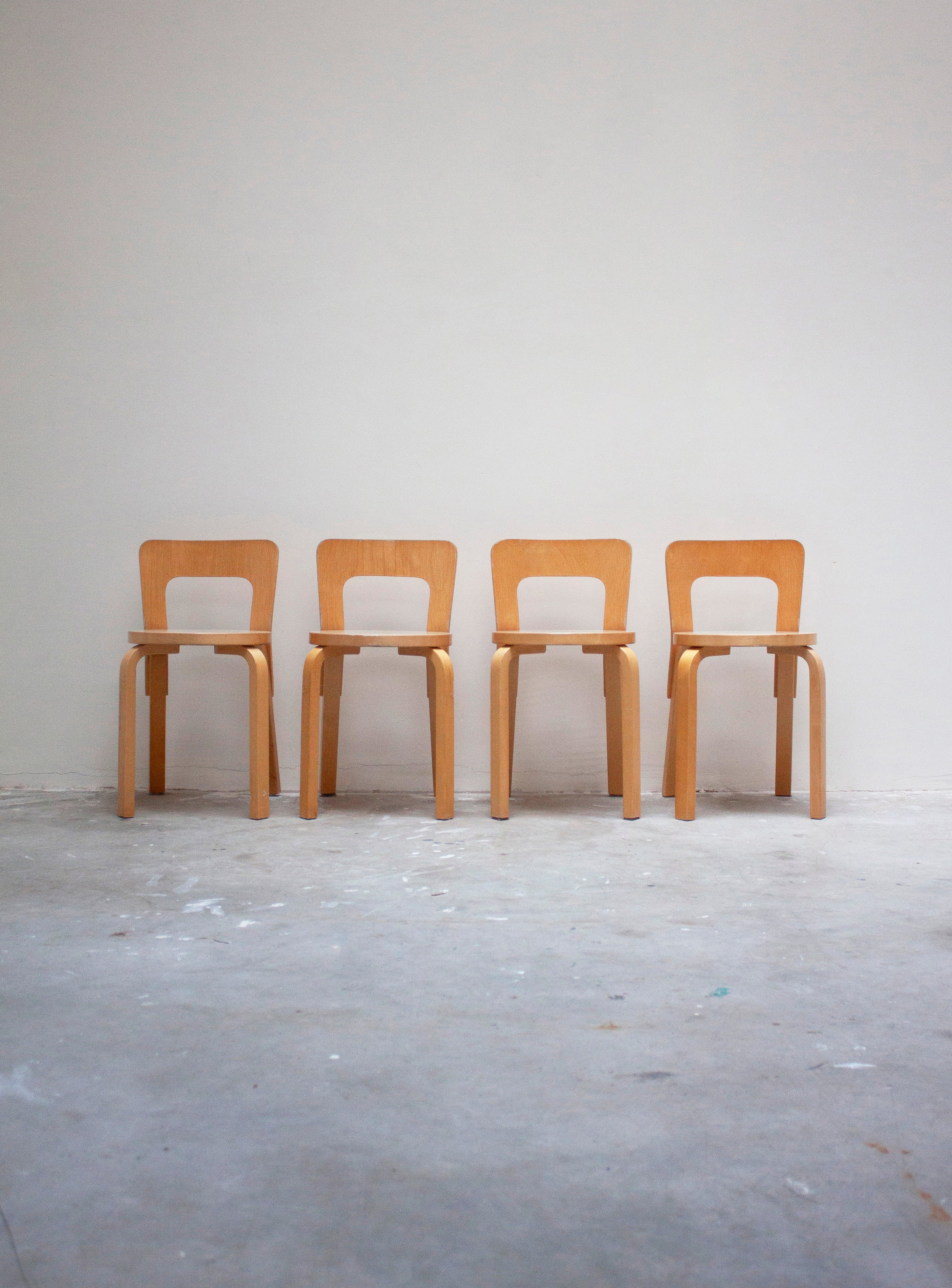 Artek Model 65 Chair by Alvar Aalto (Beige) – JUKI AMSTERDAM