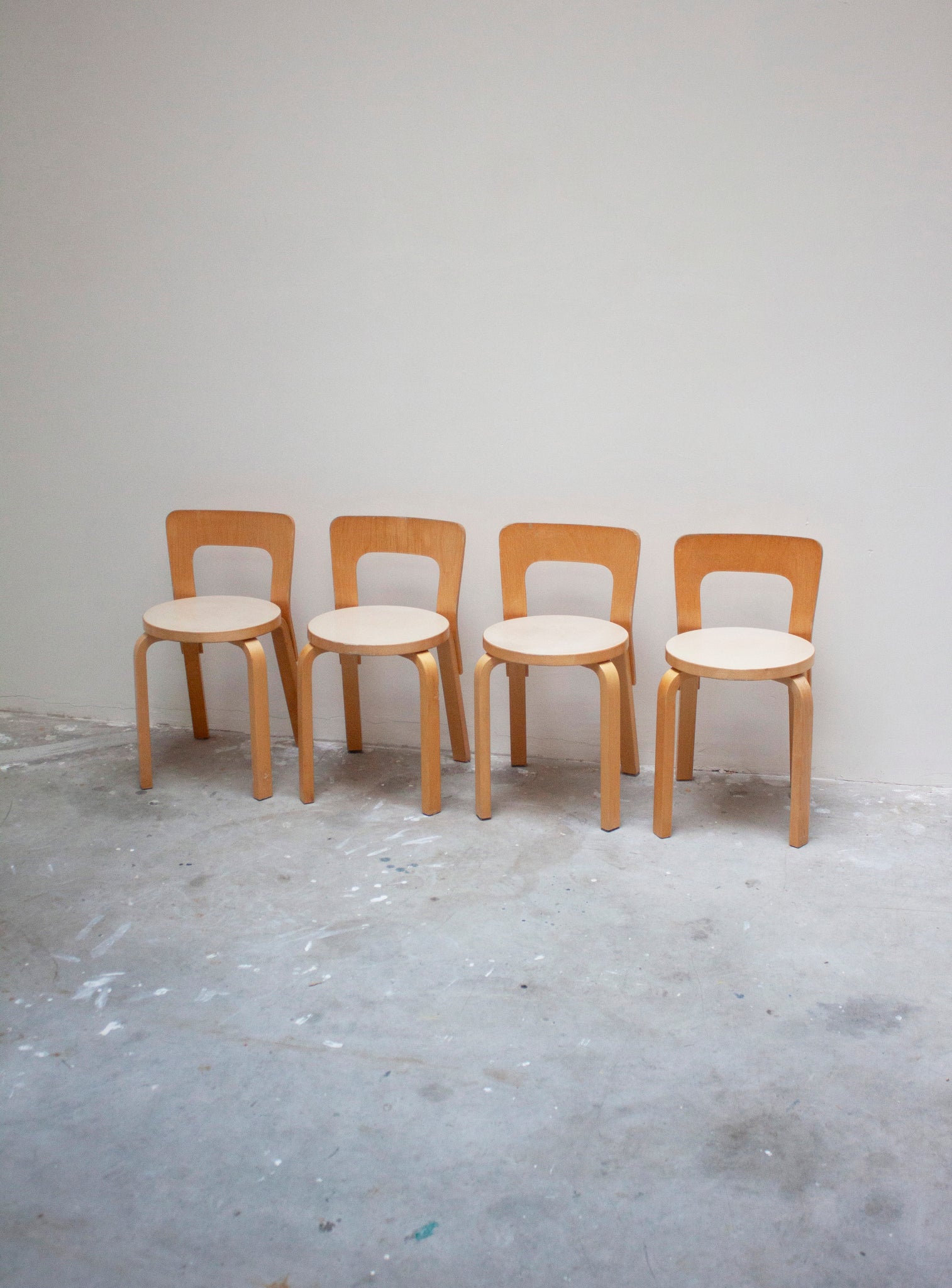Artek Model 65 Chair by Alvar Aalto (Beige)