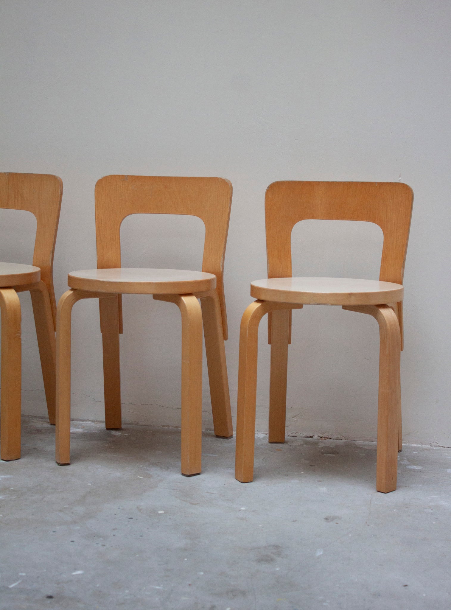 Artek Model 65 Chair by Alvar Aalto (Beige)