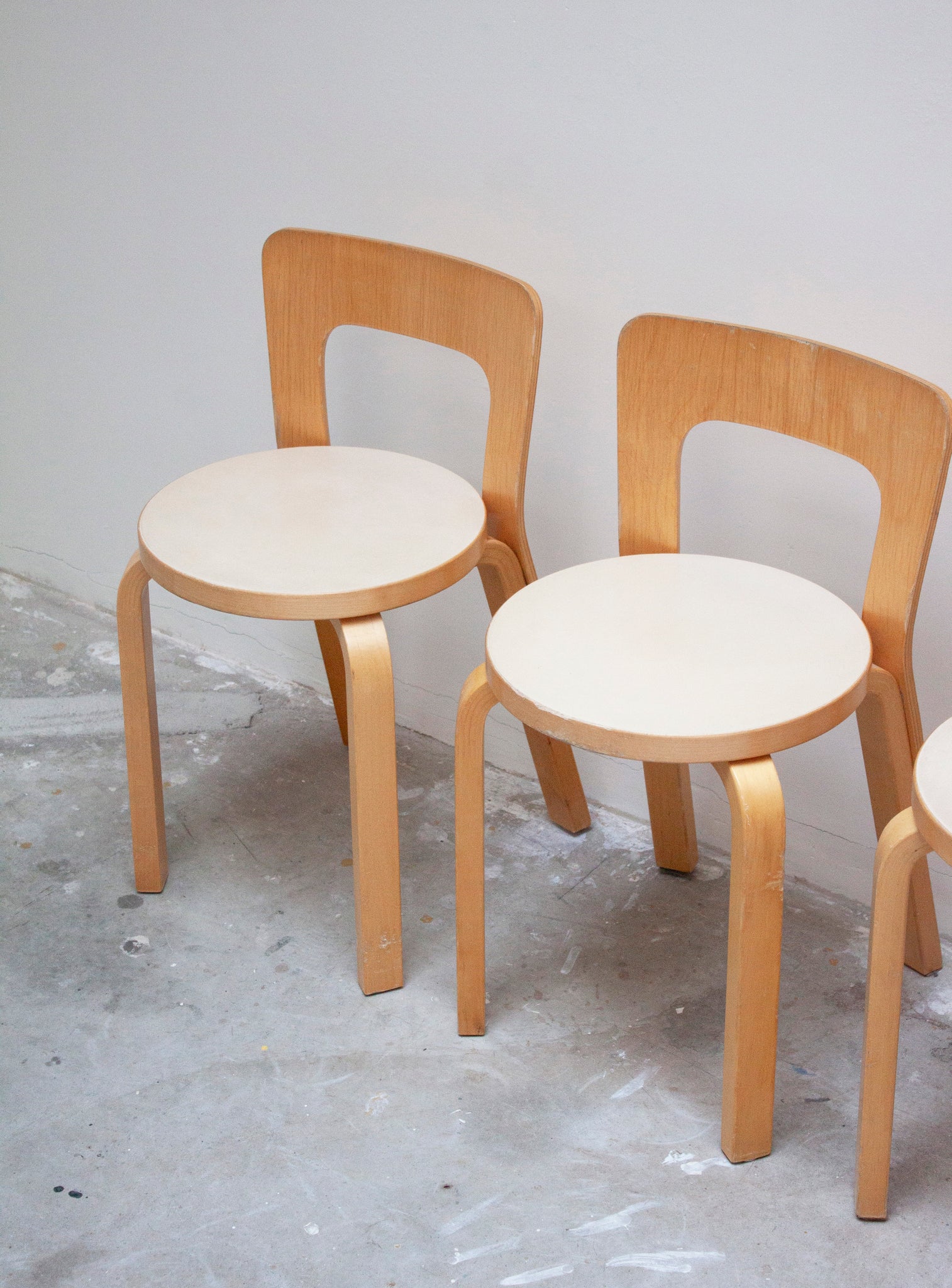 Artek Model 65 Chair by Alvar Aalto (Beige)