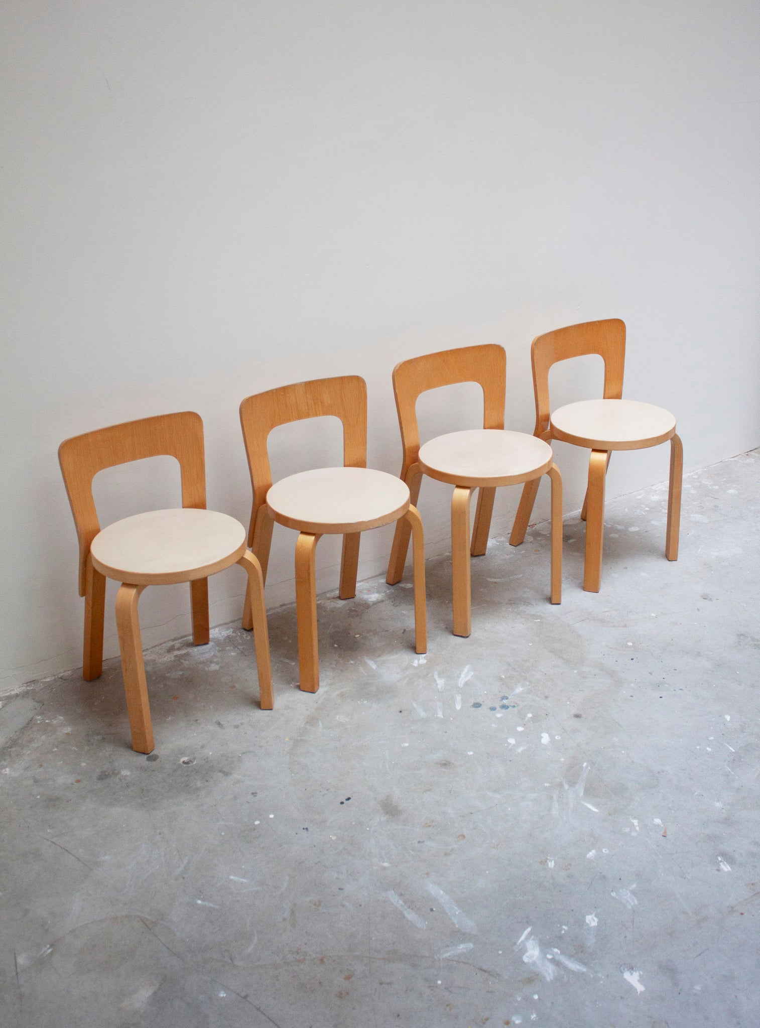 Artek Model 65 Chair by Alvar Aalto (Beige)