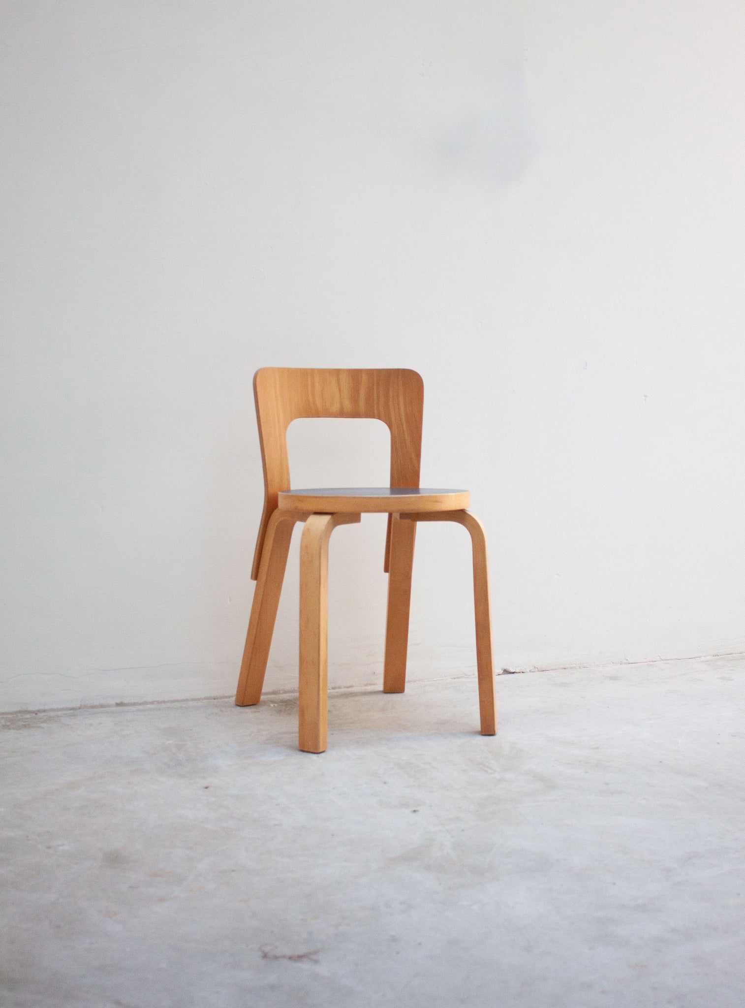 Artek Model 65 Chair by Alvar Aalto (Blue)