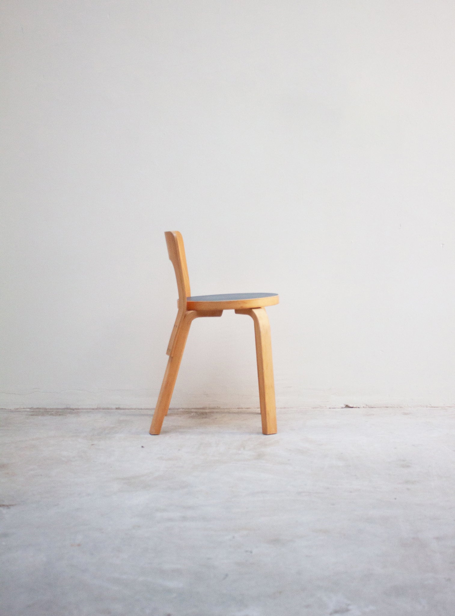 Artek Model 65 Chair by Alvar Aalto (Blue)