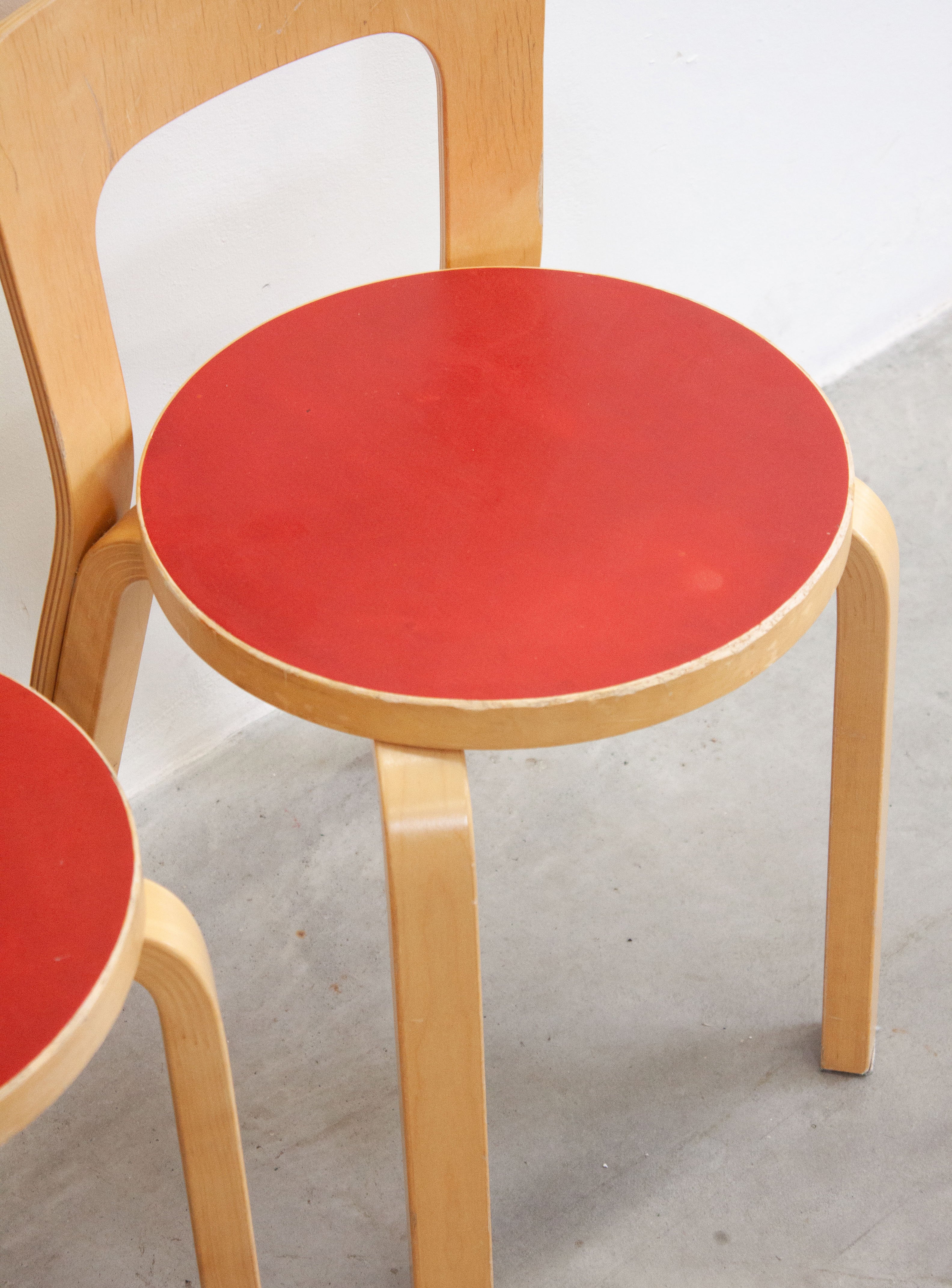いラインアップ Chair 65 Model Artek by AMSTERDAM JUKI – (Red) Aalto Alvar 椅子