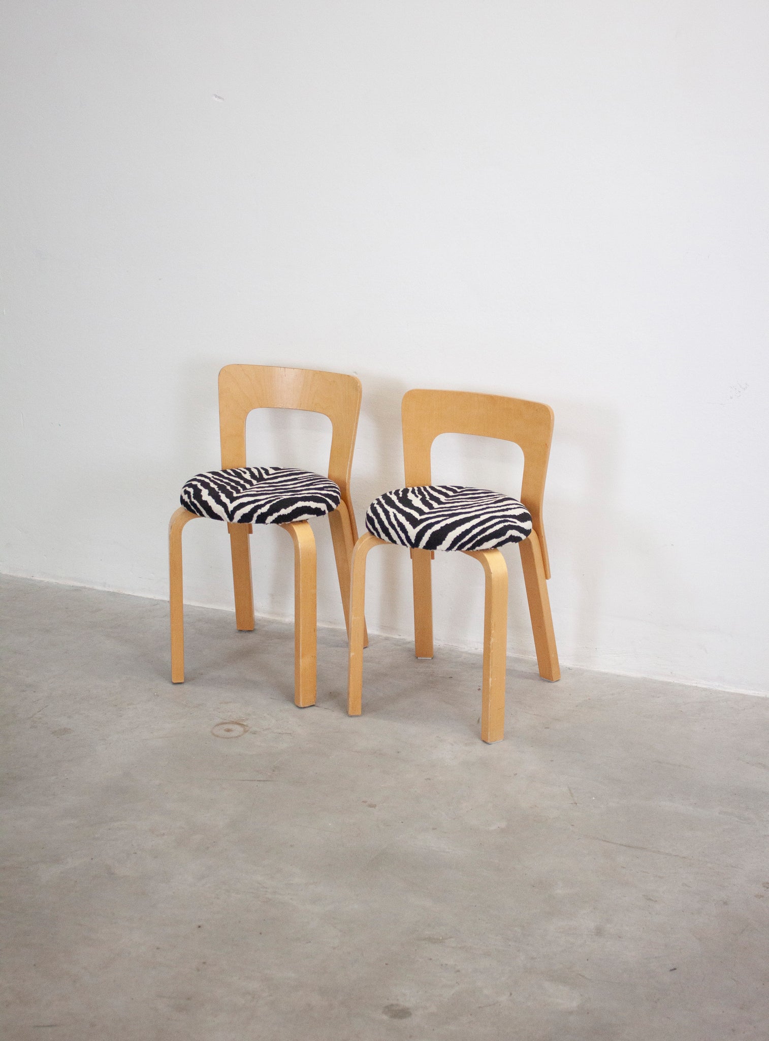 Artek Model 65 Chair by Alvar Aalto (Zebra)