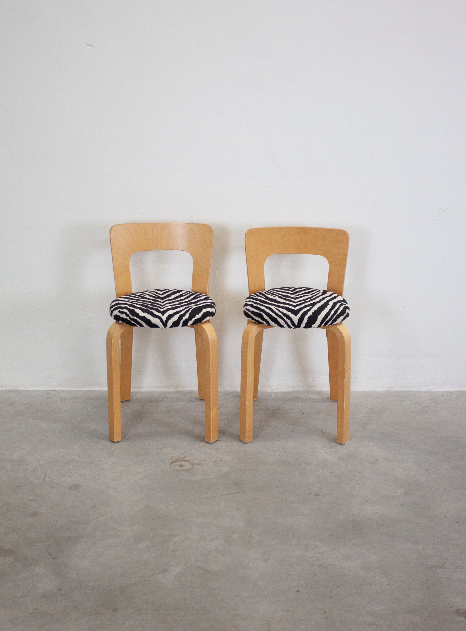 Artek Model 65 Chair by Alvar Aalto (Zebra)