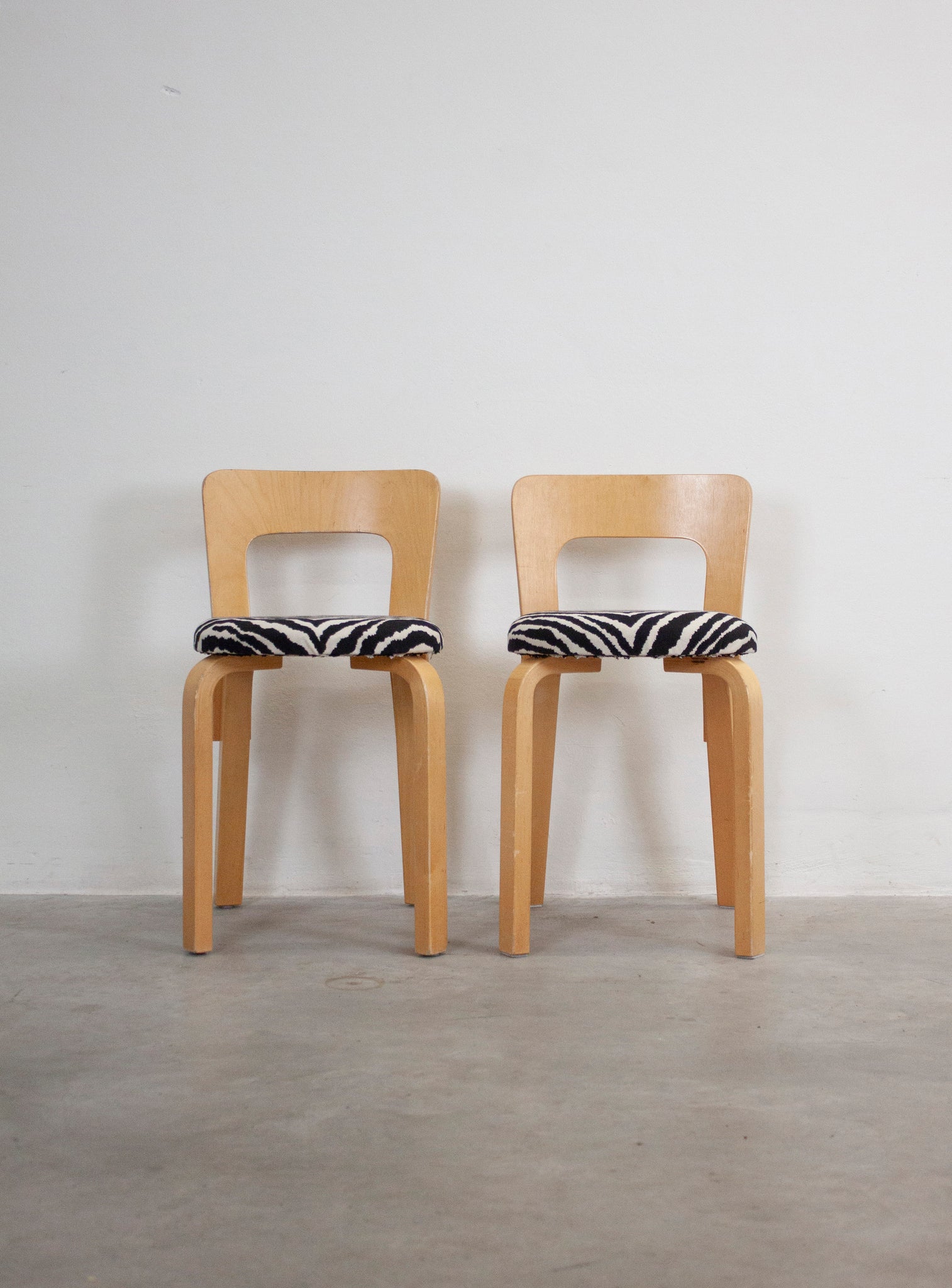 Artek Model 65 Chair by Alvar Aalto (Zebra)