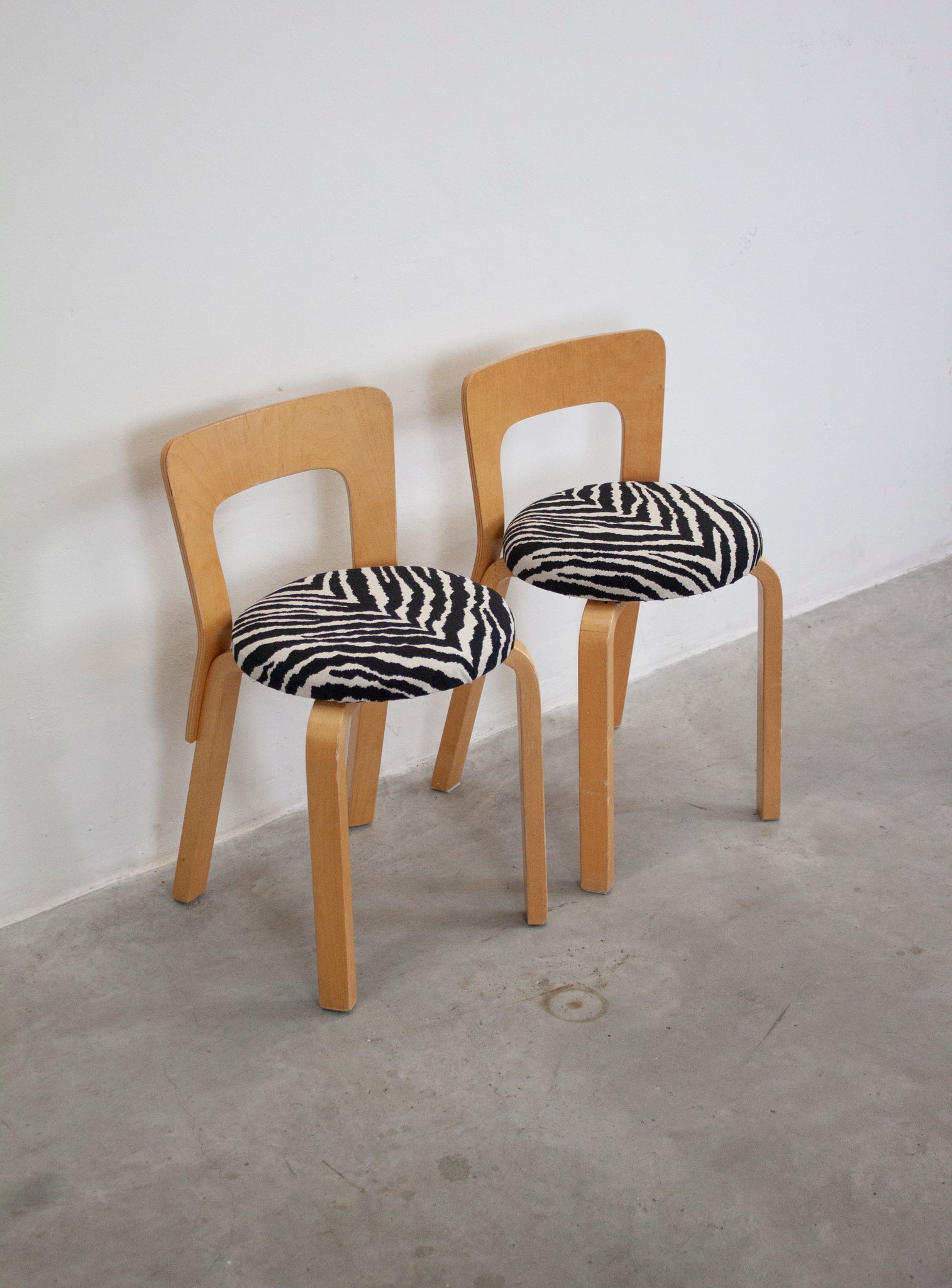 Artek Model 65 Chair by Alvar Aalto (Zebra)