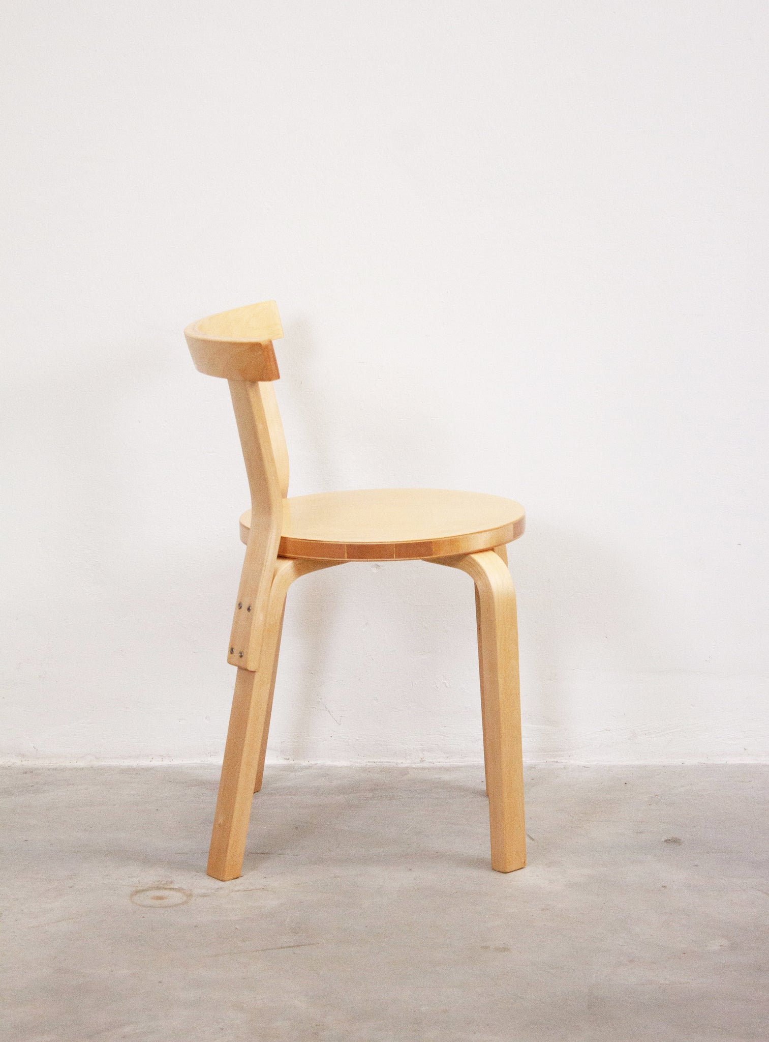 Artek Model 68 Chair by Alvar Aalto (Birch)