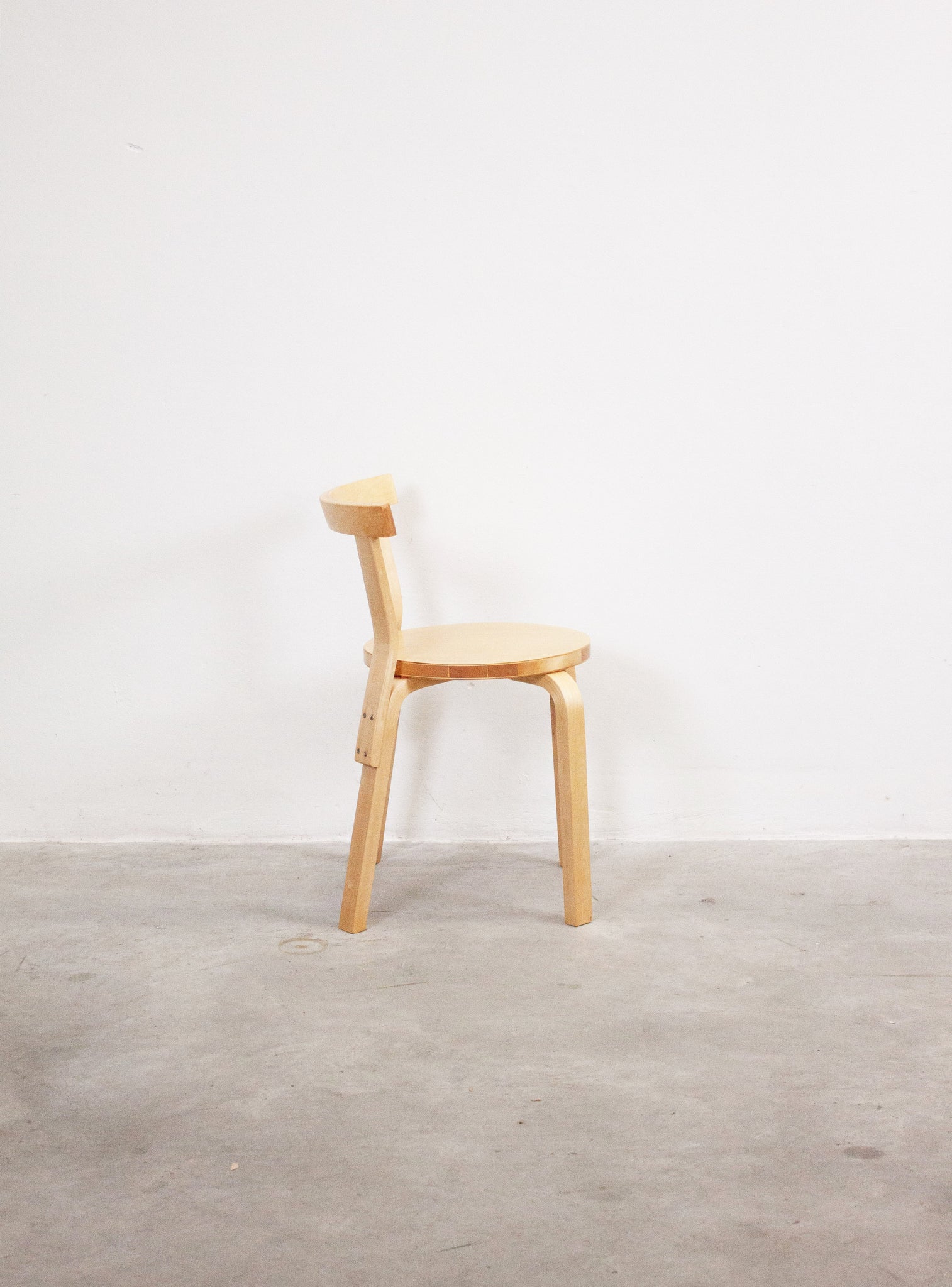 Artek Model 68 Chair by Alvar Aalto (Birch)