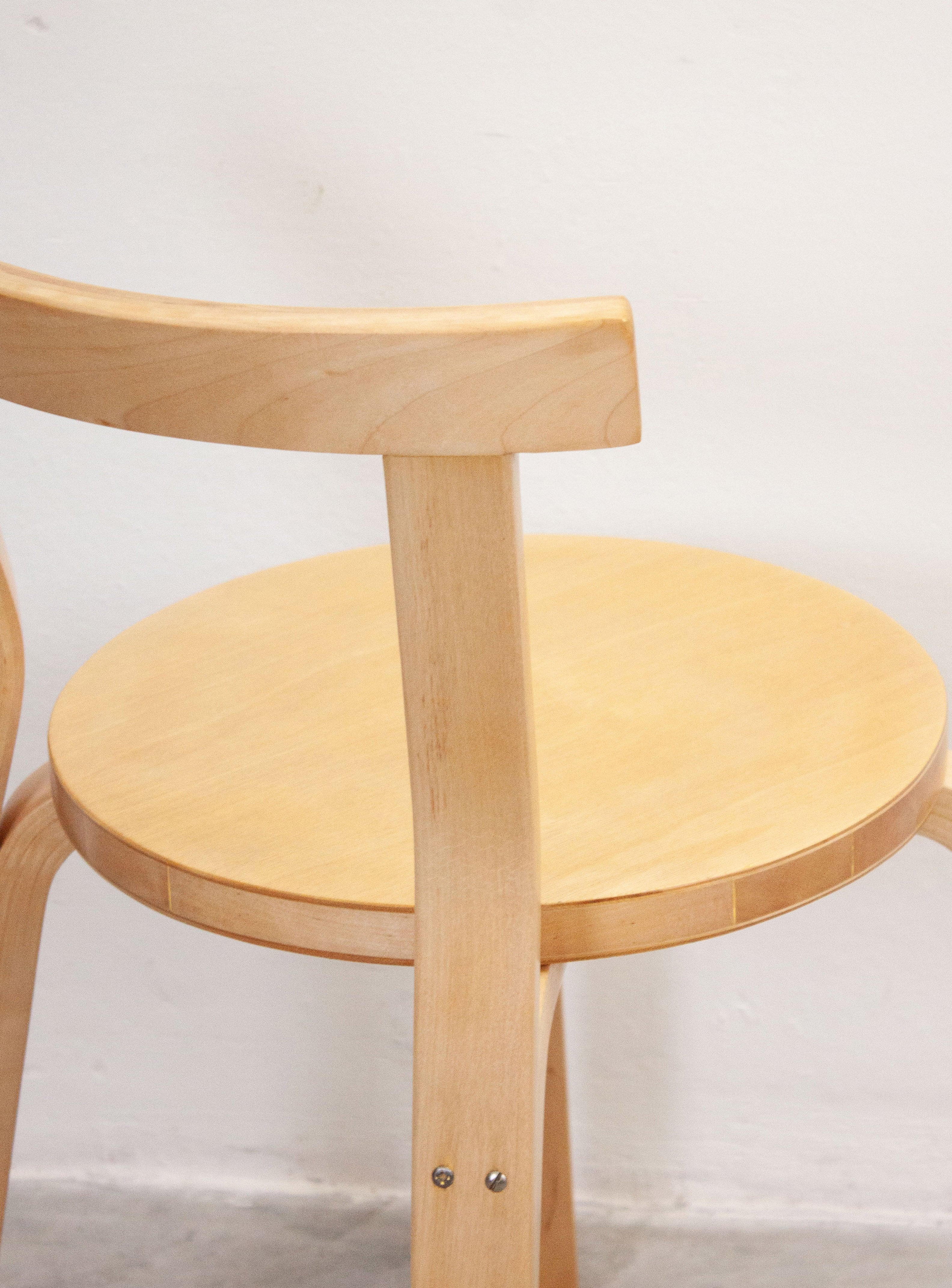 Artek Model 68 Chair by Alvar Aalto (Birch) – JUKI AMSTERDAM