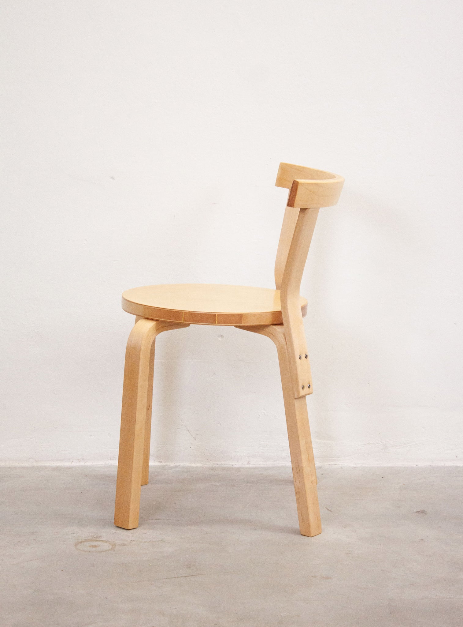 Artek Model 68 Chair by Alvar Aalto (Birch)