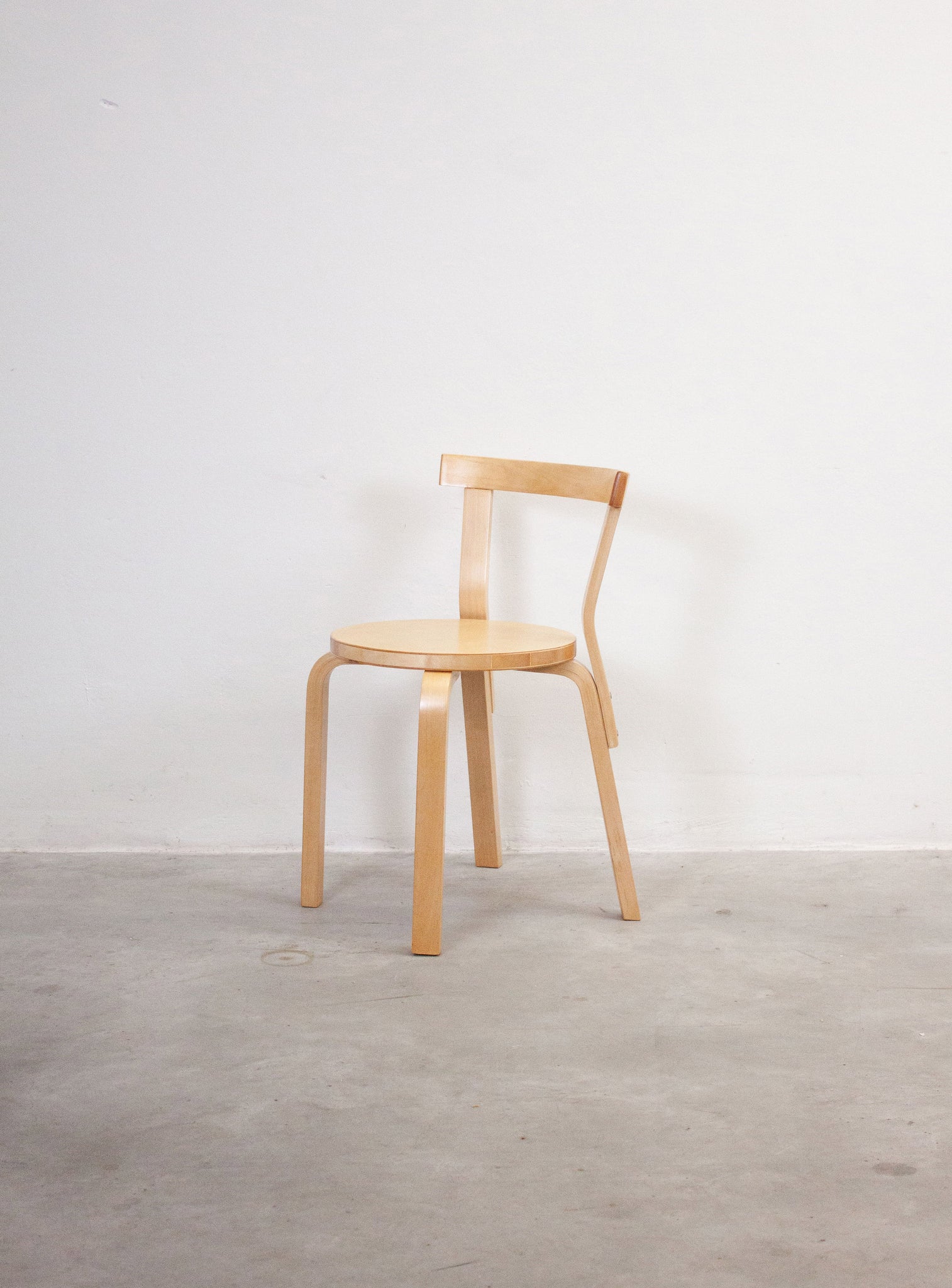 Artek Model 68 Chair by Alvar Aalto (Birch)