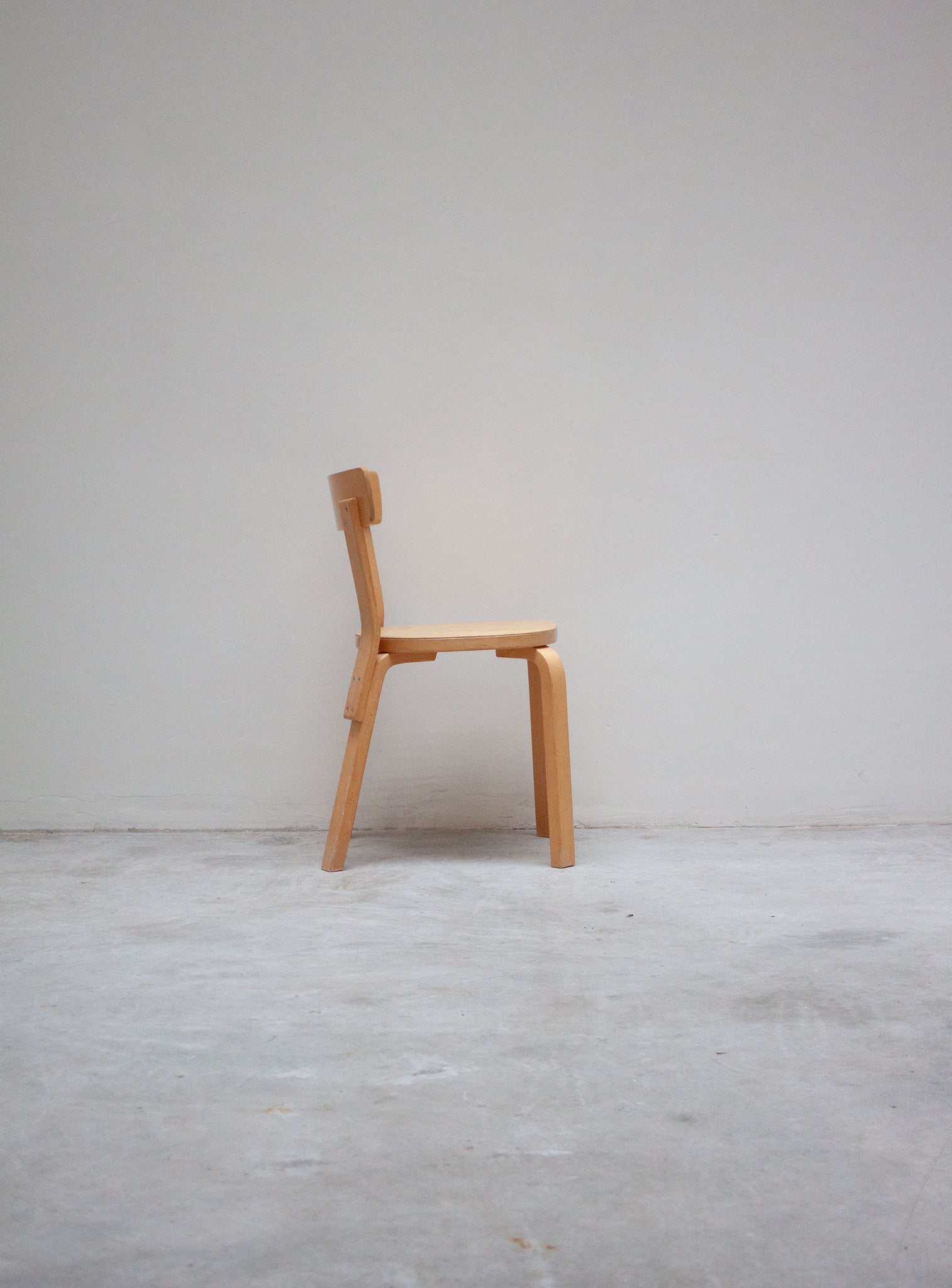 Artek 69 Dining Chair by Alvar Aalto