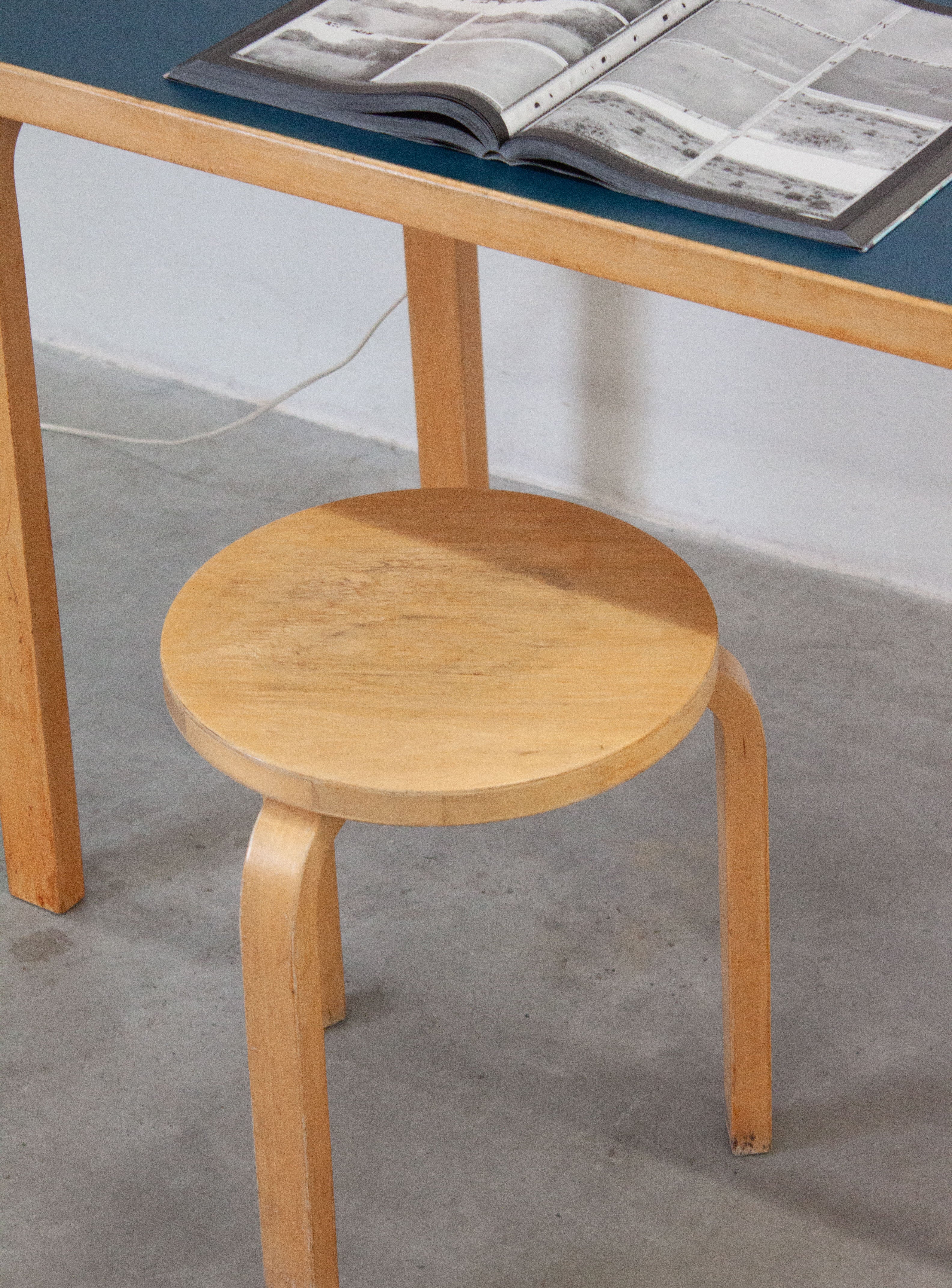 Artek Model 81 Table or Desk by Alvar Aalto – JUKI AMSTERDAM