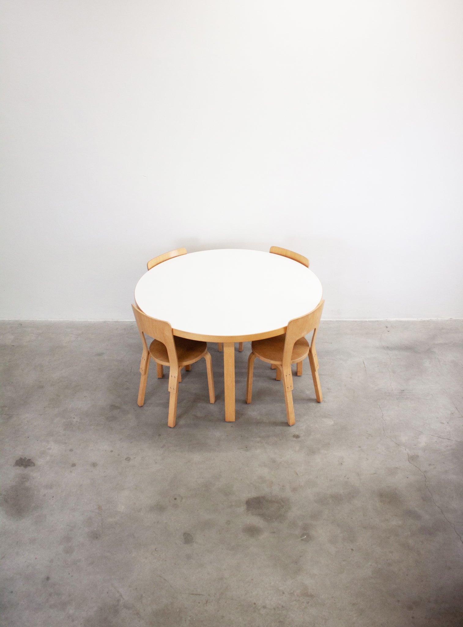 Artek Model 91 Dining Table by Alvar Aalto (White)