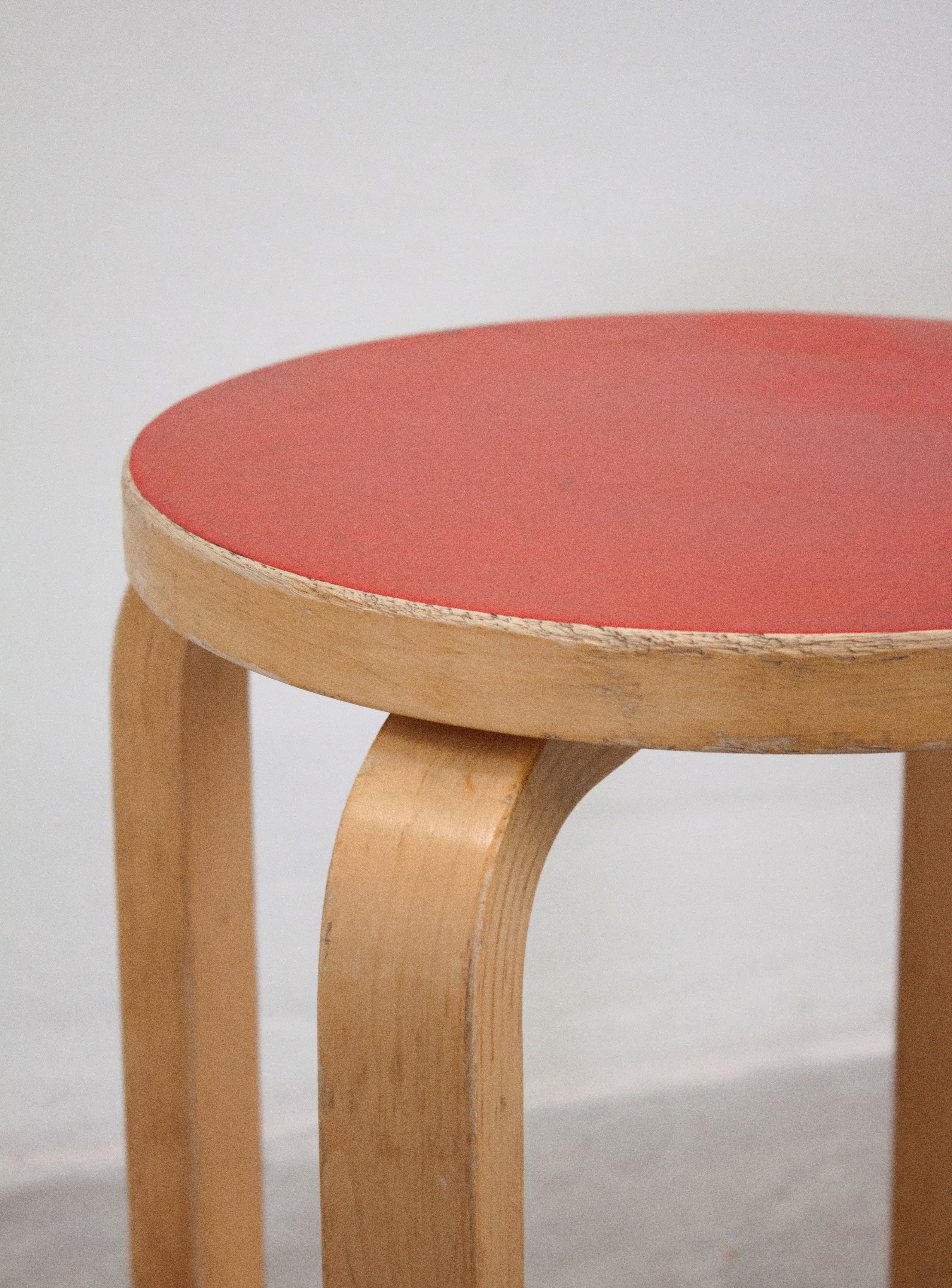 Artek Model E60 Stool by Alvar Aalto (Red) – JUKI AMSTERDAM