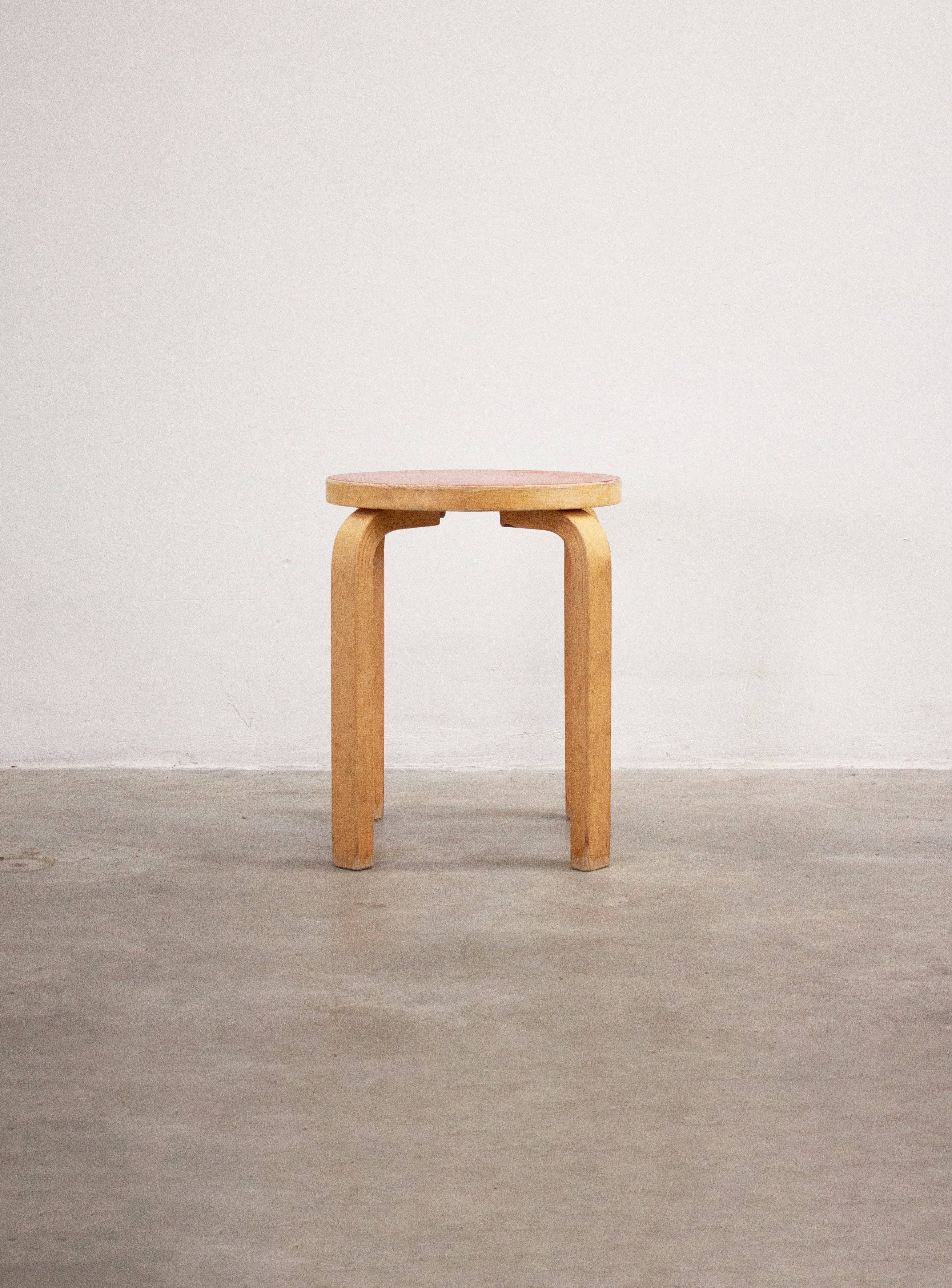 Artek Model E60 Stool by Alvar Aalto (Red) – JUKI AMSTERDAM