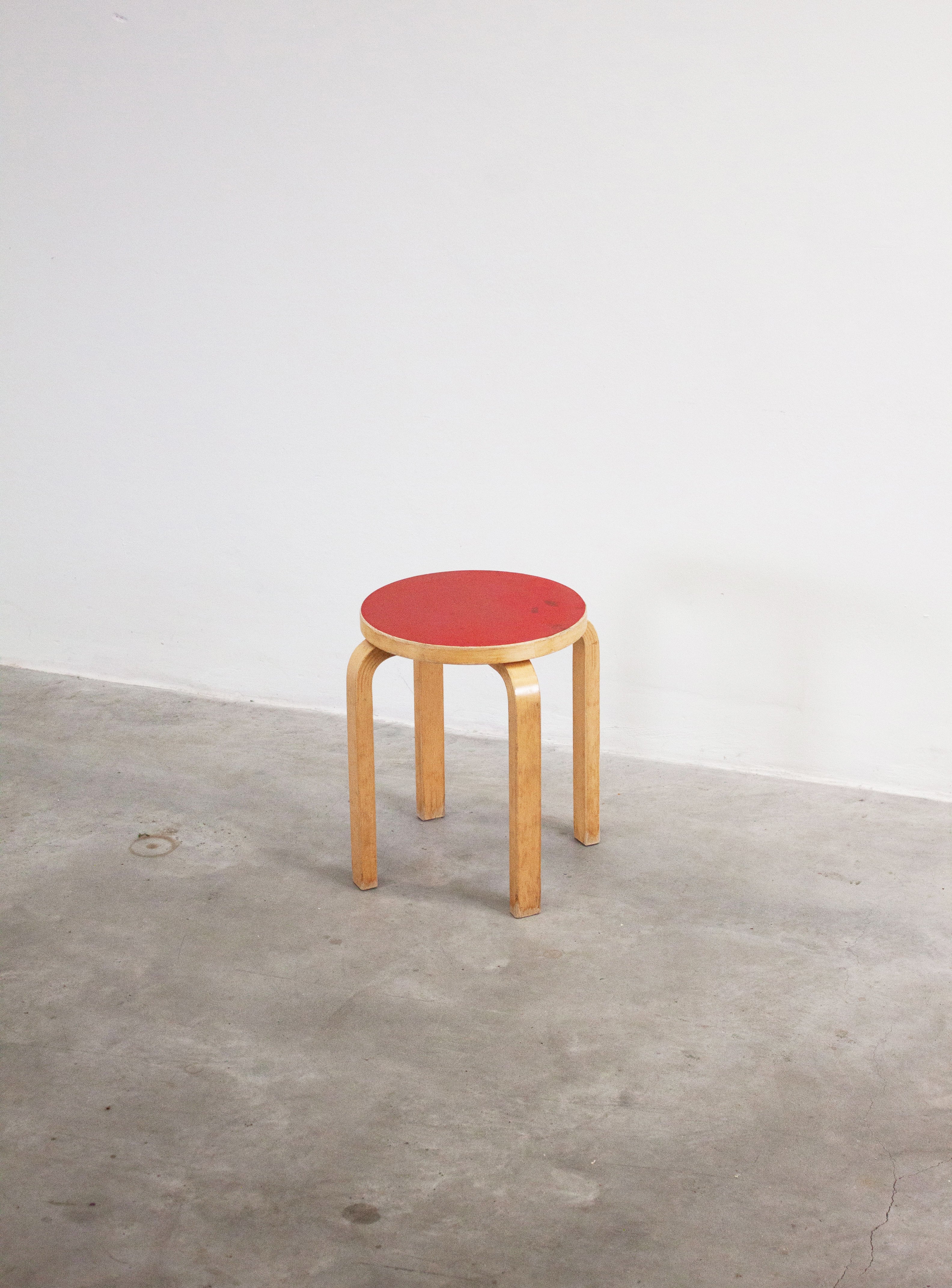 Artek Model E60 Stool by Alvar Aalto (Red) – JUKI AMSTERDAM