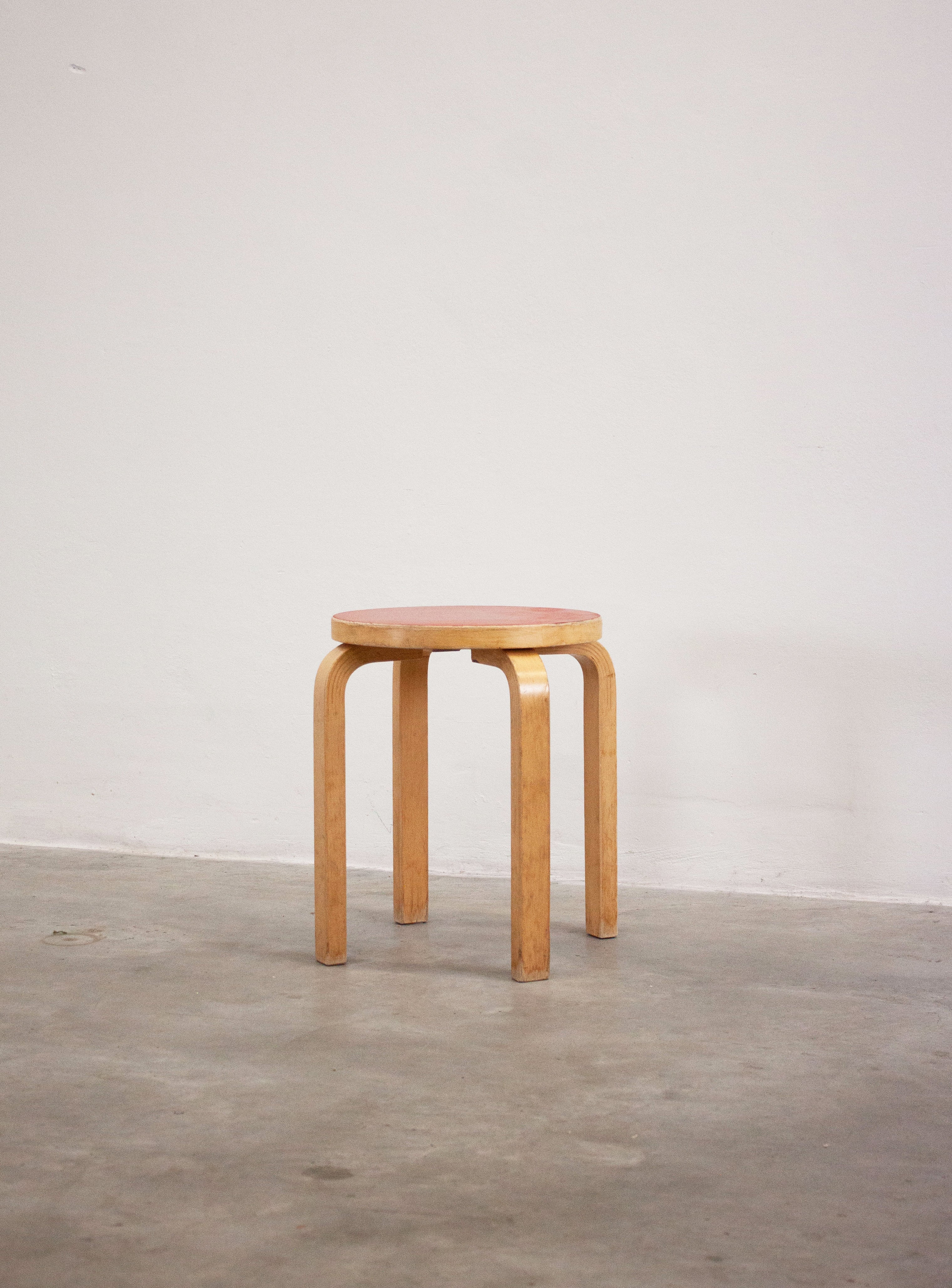 Artek Model E60 Stool by Alvar Aalto (Red) – JUKI AMSTERDAM