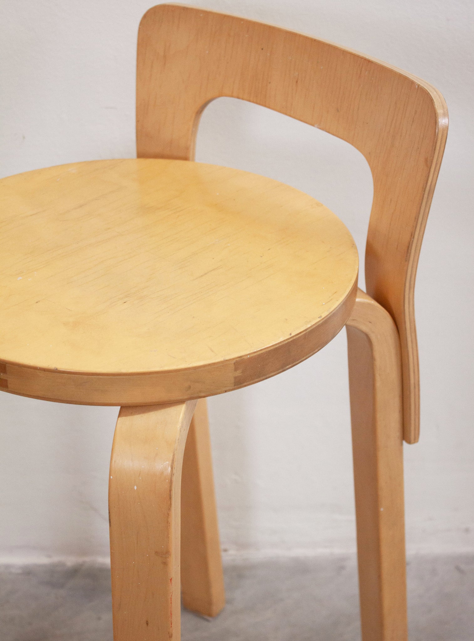 Artek Model K65 Bar Stool by Alvar Aalto (Birch)