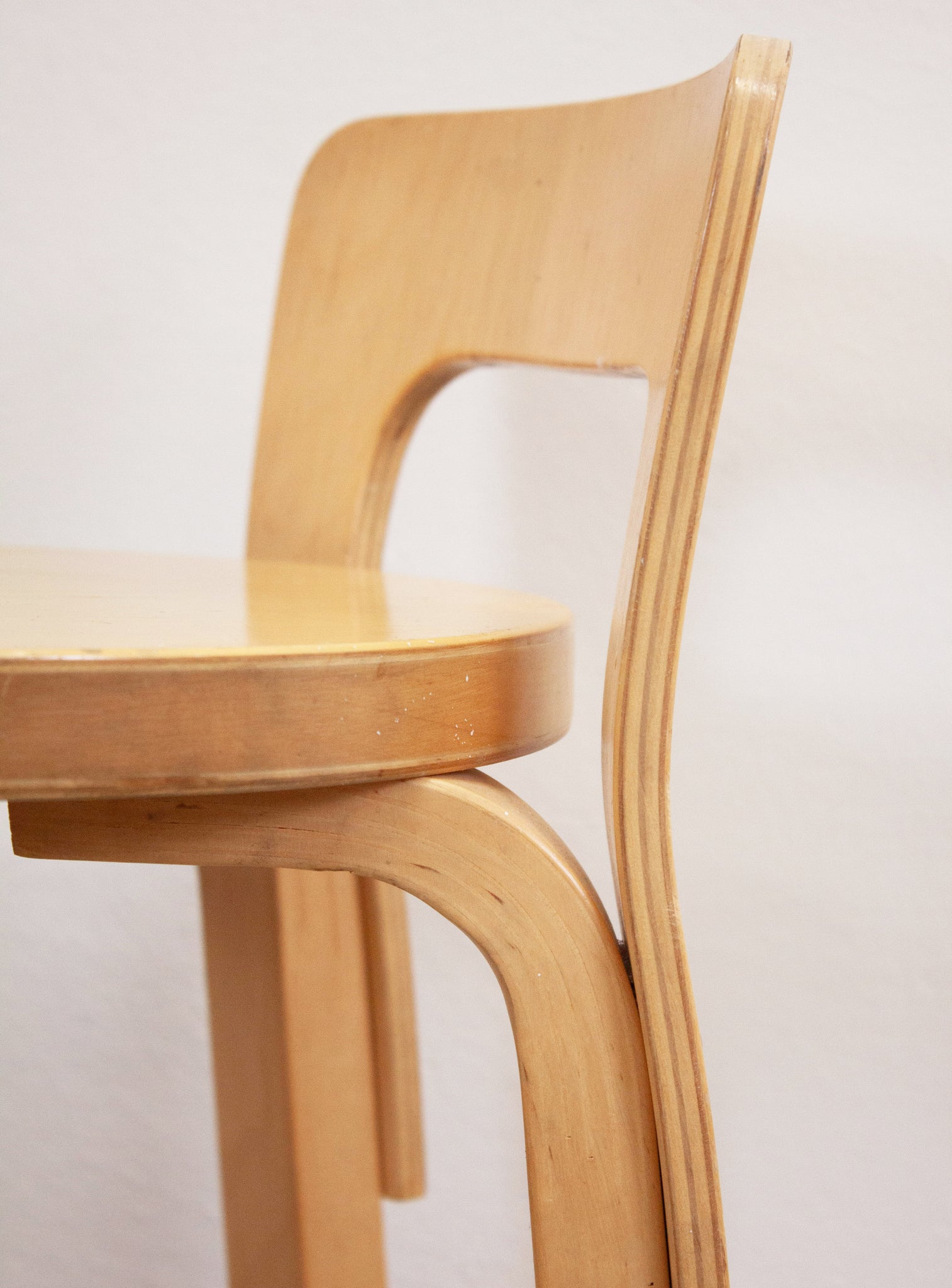 Artek Model K65 Bar Stool by Alvar Aalto (Birch)