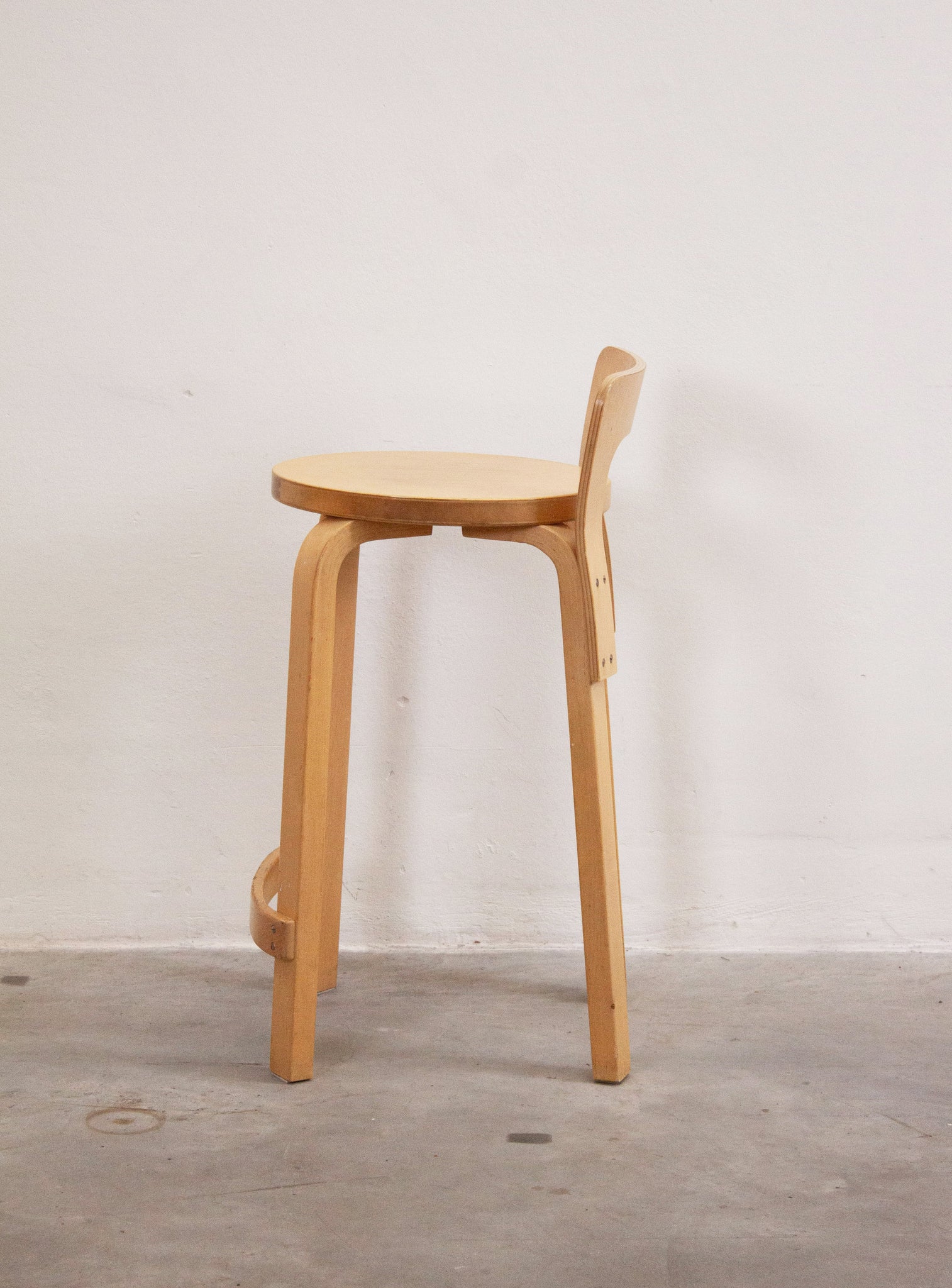 Artek Model K65 Bar Stool by Alvar Aalto (Birch)