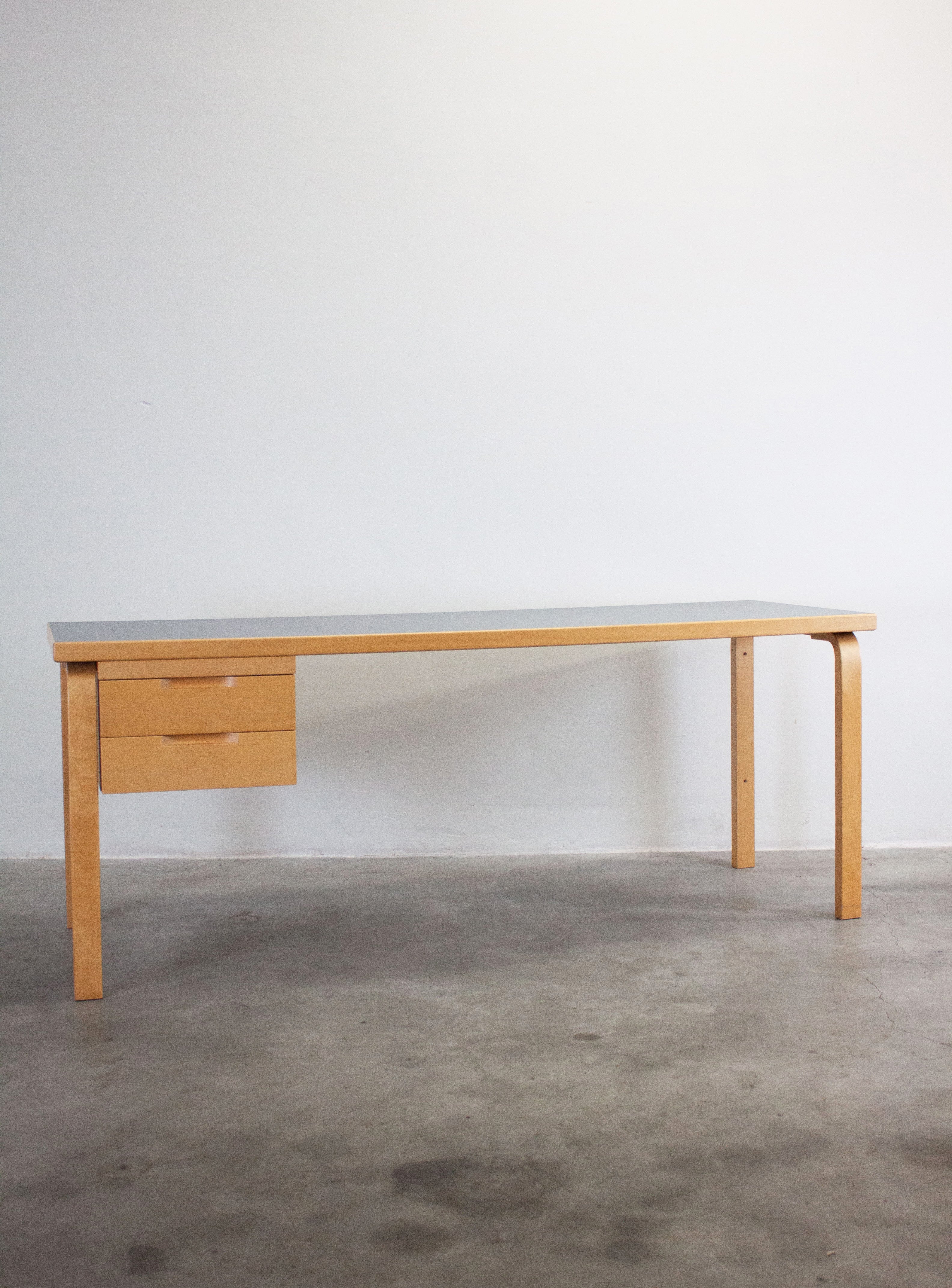 Artek Writing Desk by Alvar Aalto (Blue) – JUKI AMSTERDAM
