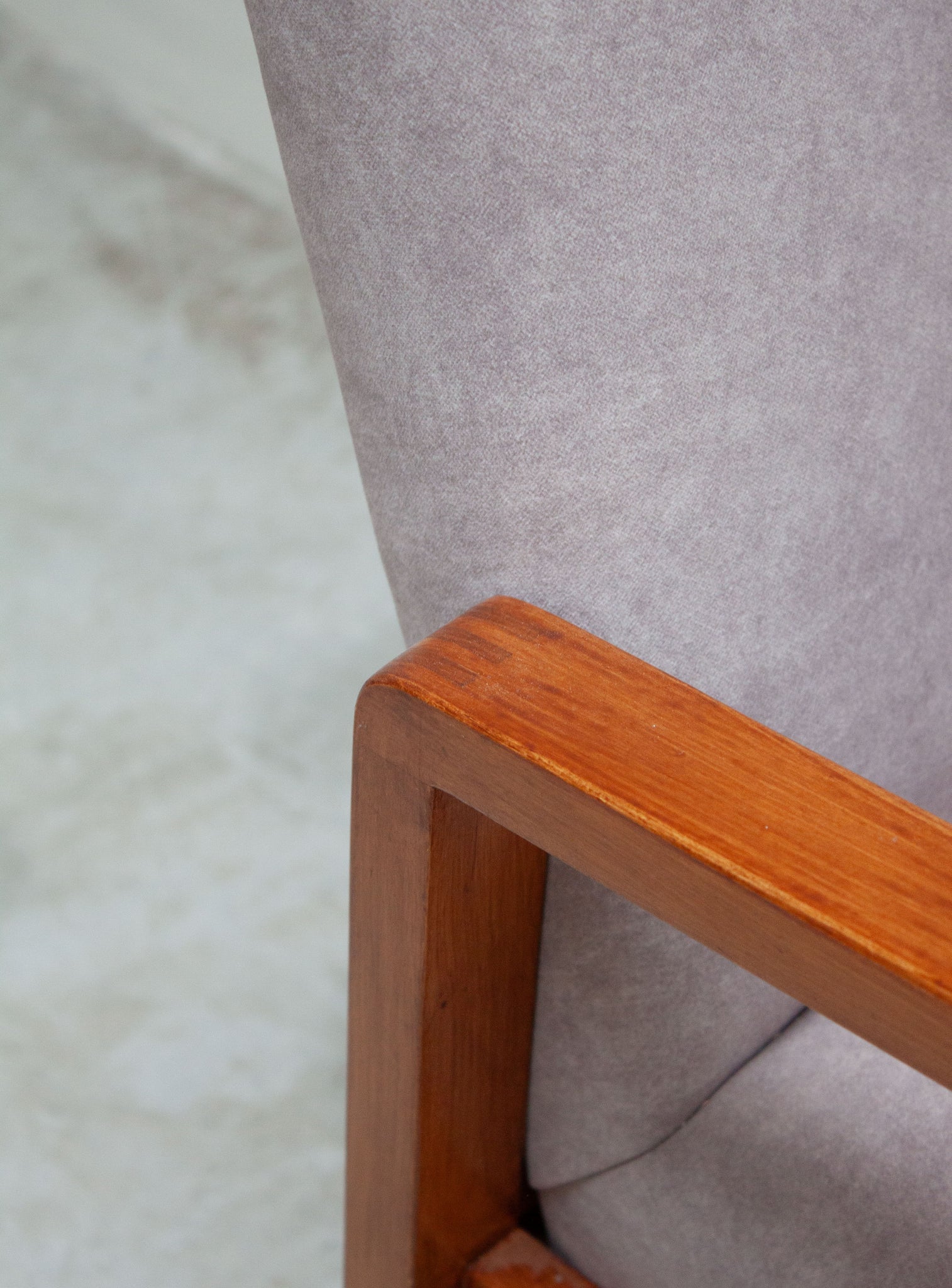 Artek 403 Hallway Chair by Alvar Aalto (Grey)