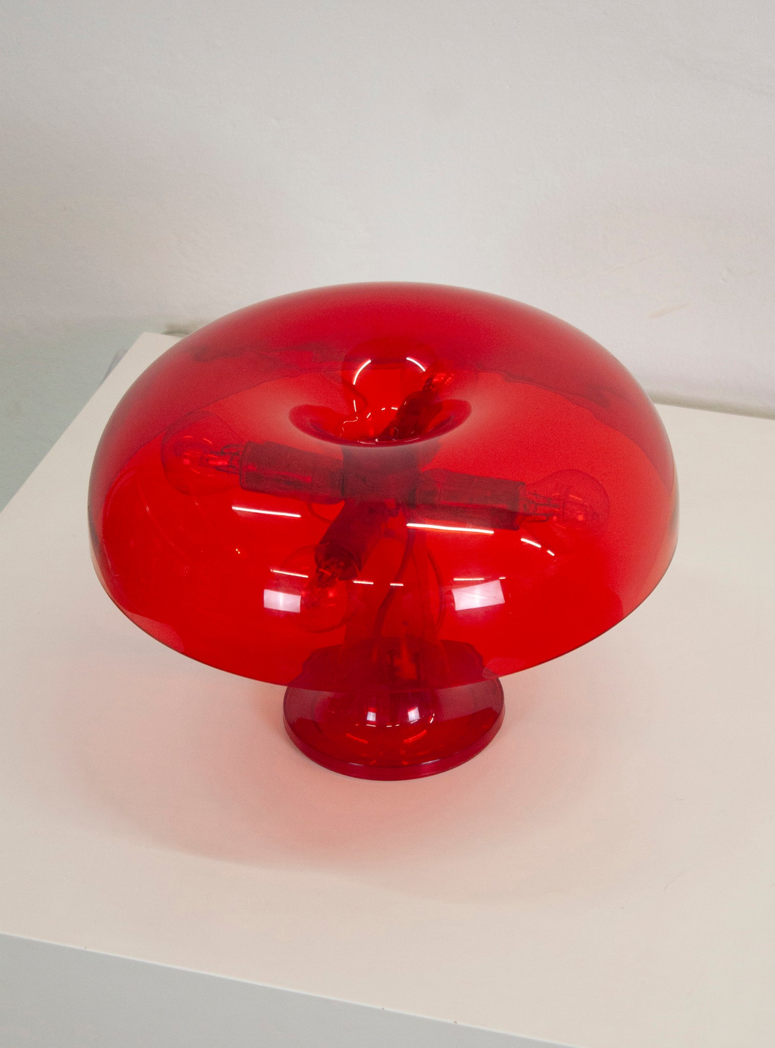 Artemide Nessino Desk Lamp by Giancarlo Mattioli (Translucent Red)