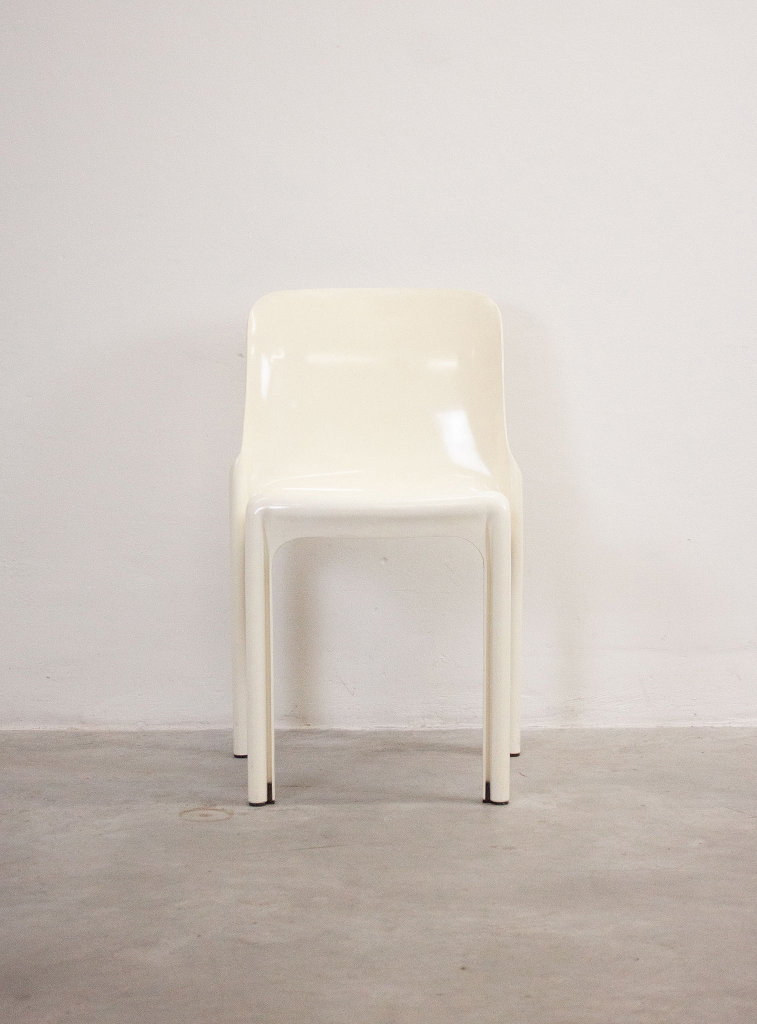 Artemide Selene Dining Chair by Vico Magistretti (White)