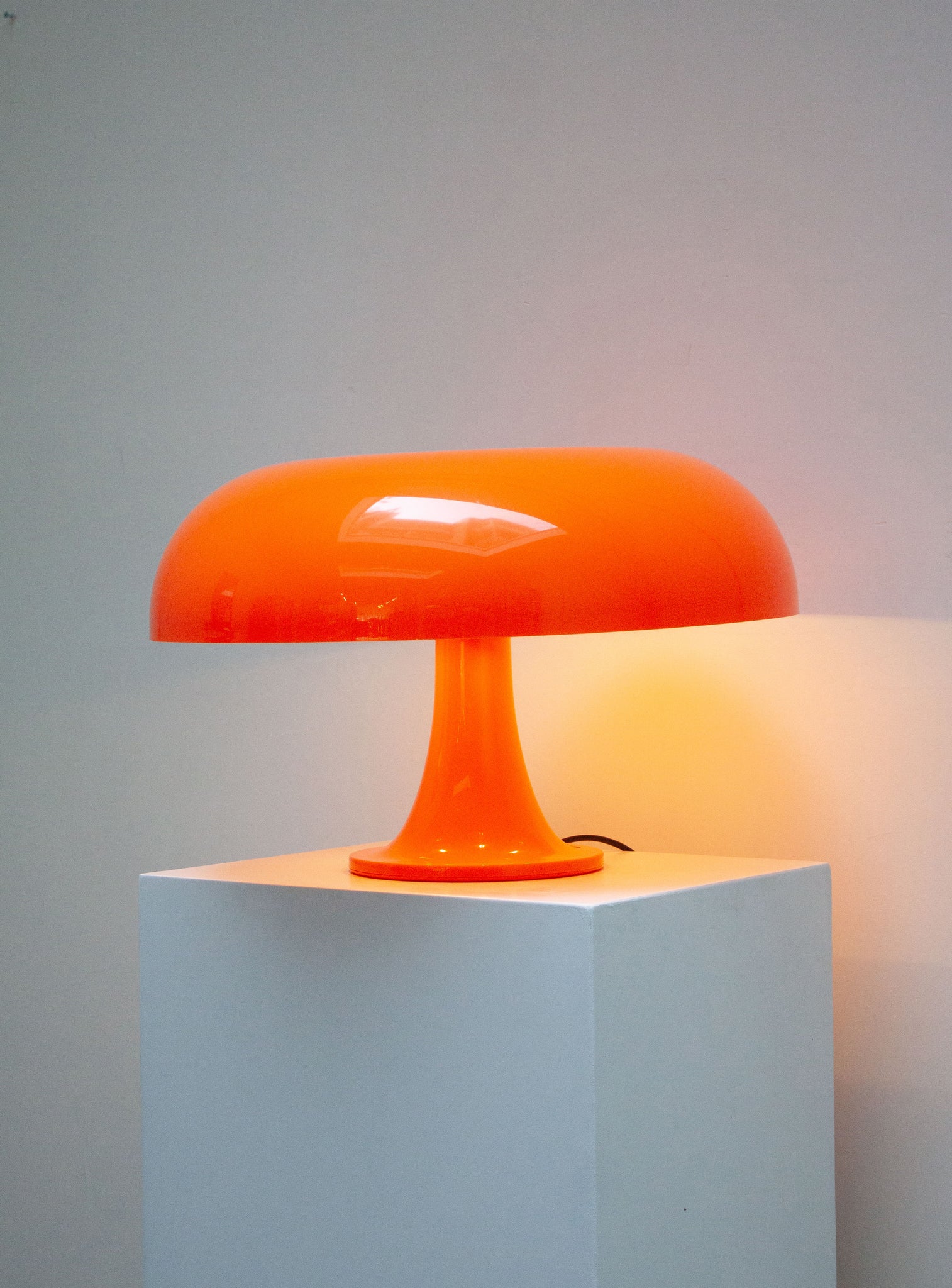 Artemide Nesso Lamp by Giancarlo Mattioli (Orange)