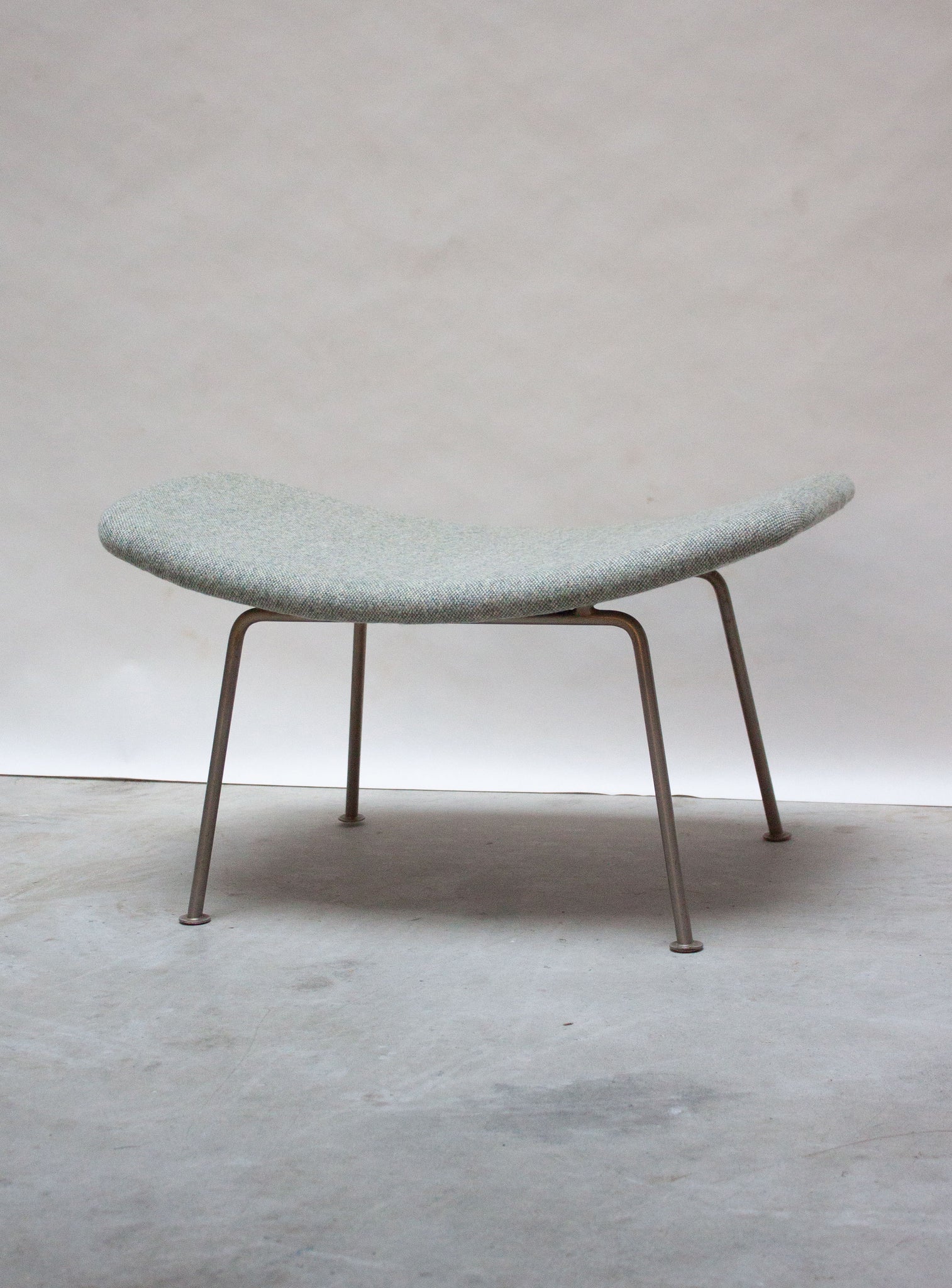 Artifort F555 Lounge Chair & Ottoman by Pierre Paulin