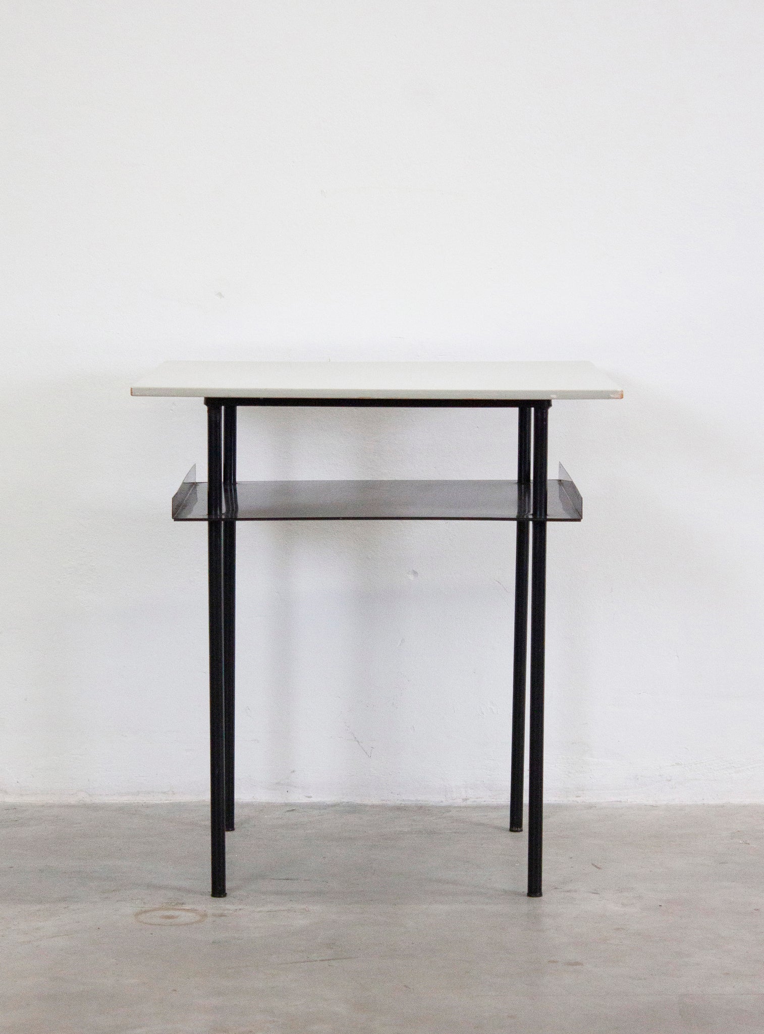 Auping Side Table by Wim Rietveld (Grey)