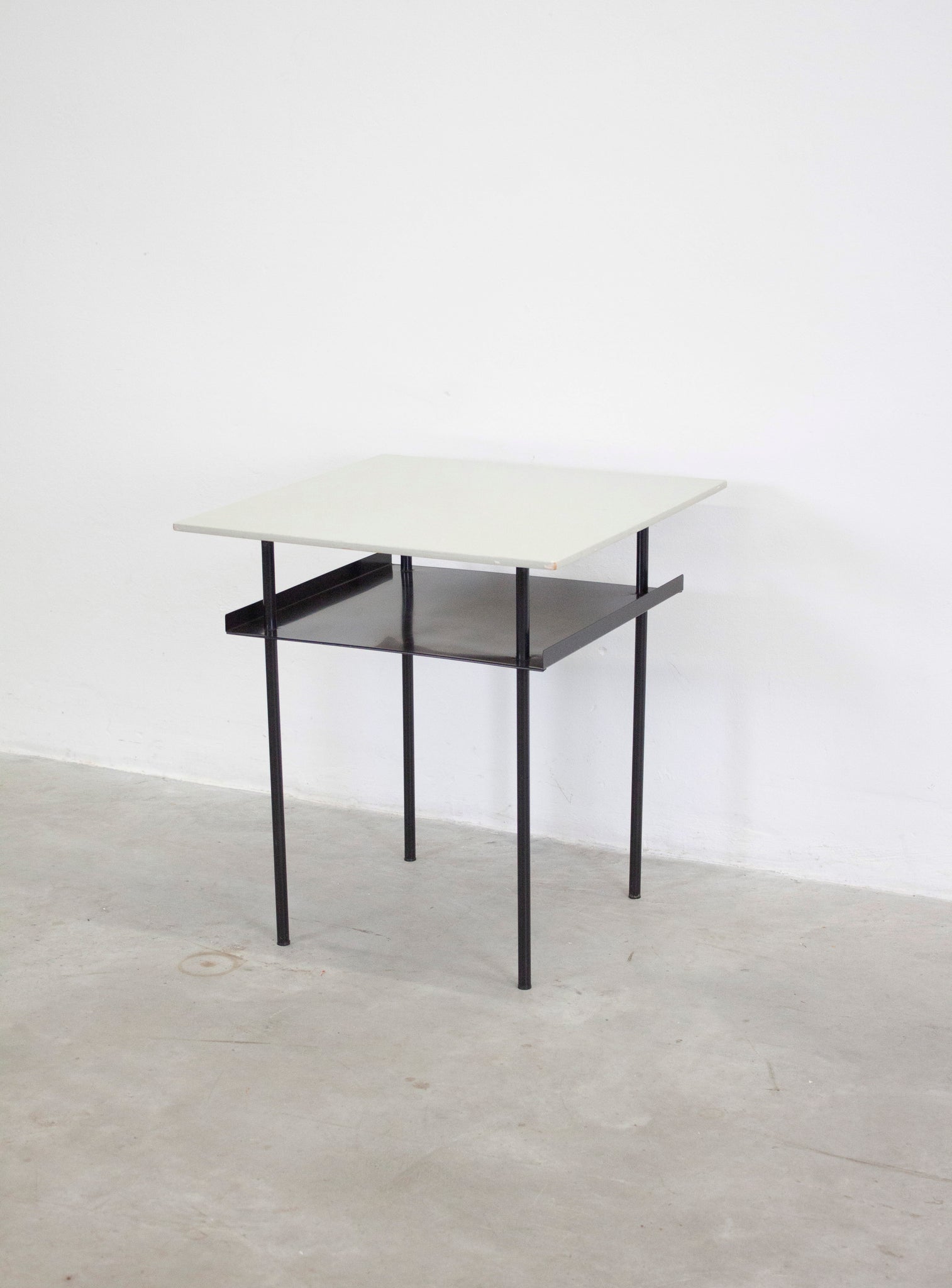 Auping Side Table by Wim Rietveld (Grey)