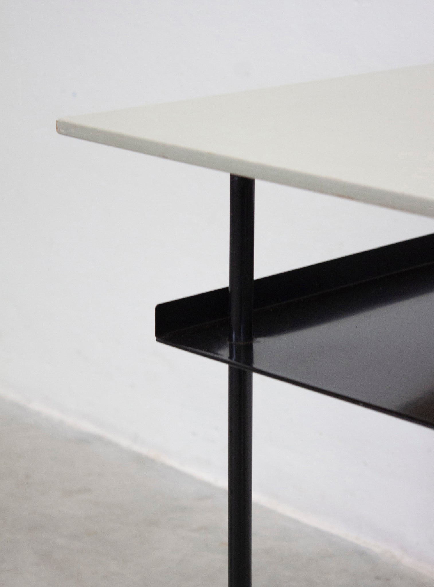 Auping Side Table by Wim Rietveld (Grey)