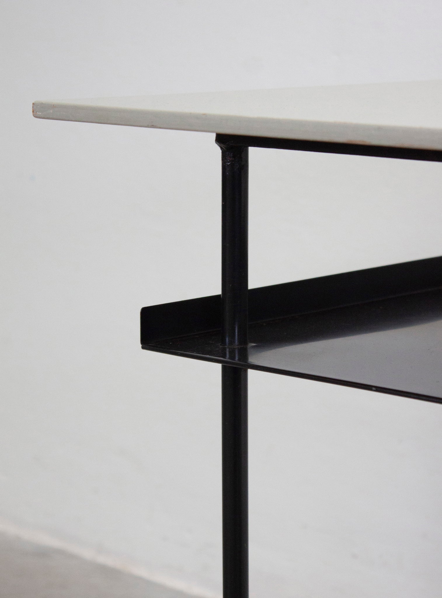 Auping Side Table by Wim Rietveld (Grey)