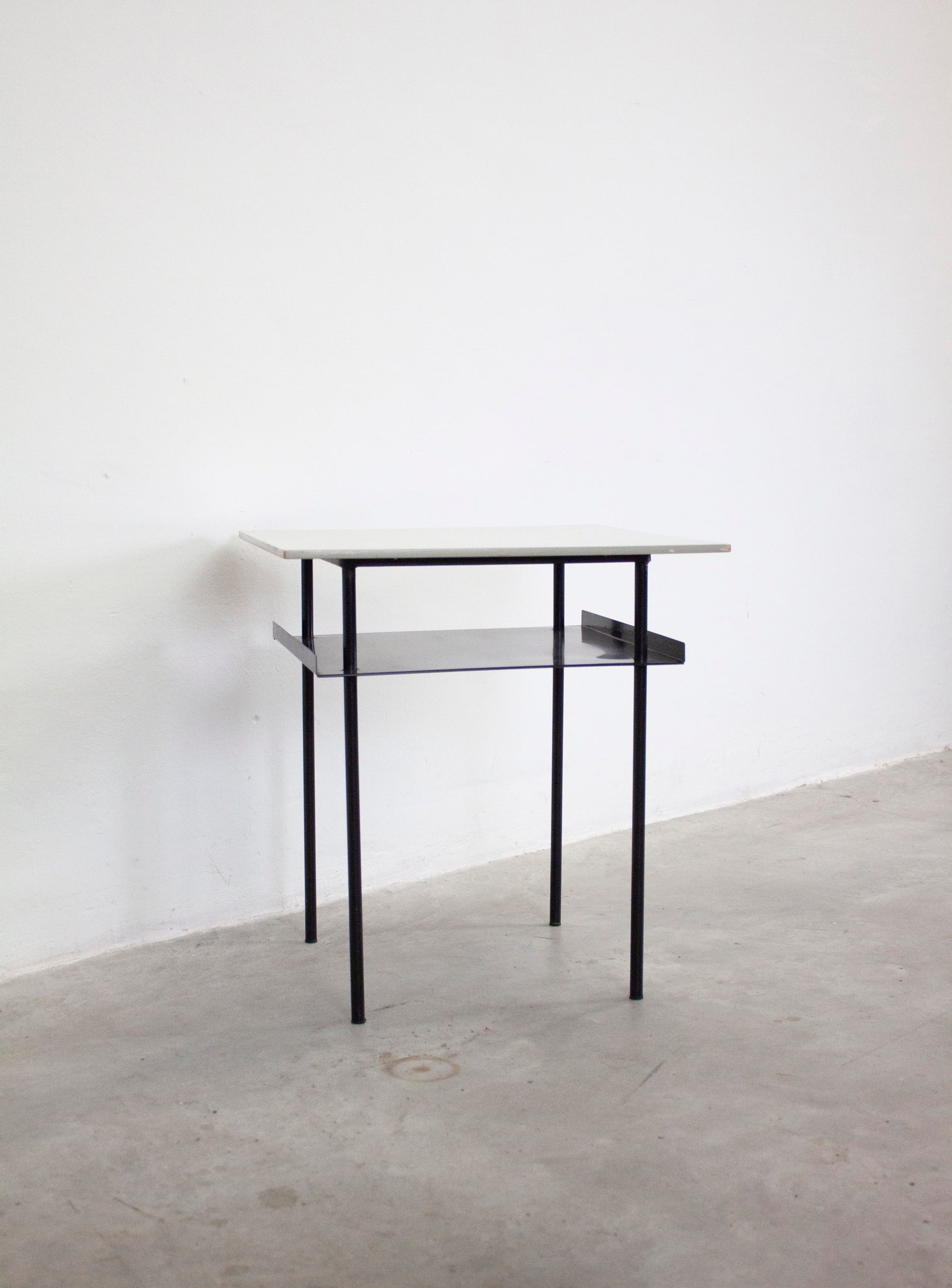 Auping Side Table by Wim Rietveld (Grey)