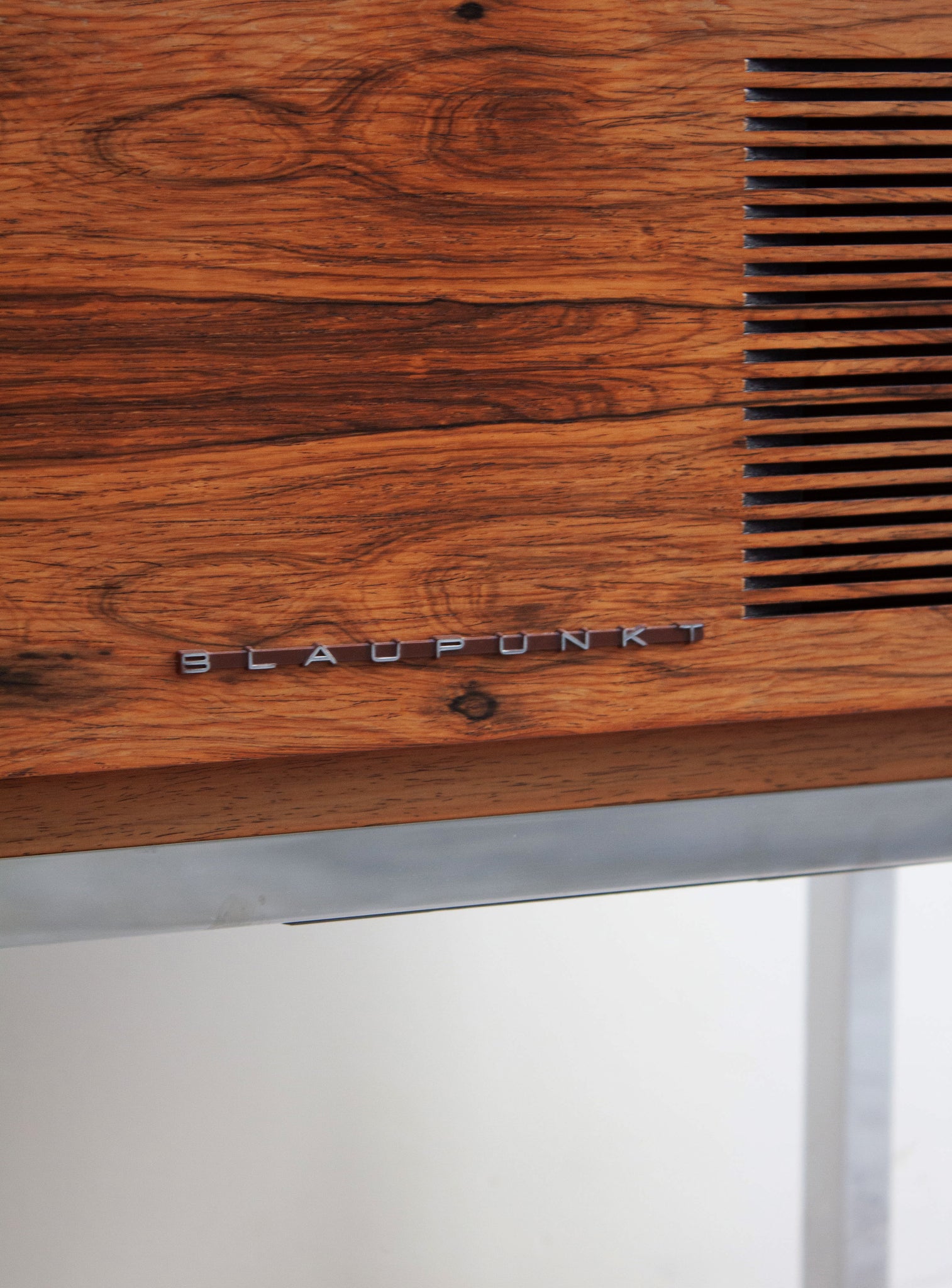 Blaupunkt Arizona Deluxe Stereo Cabinet (Rosewood)