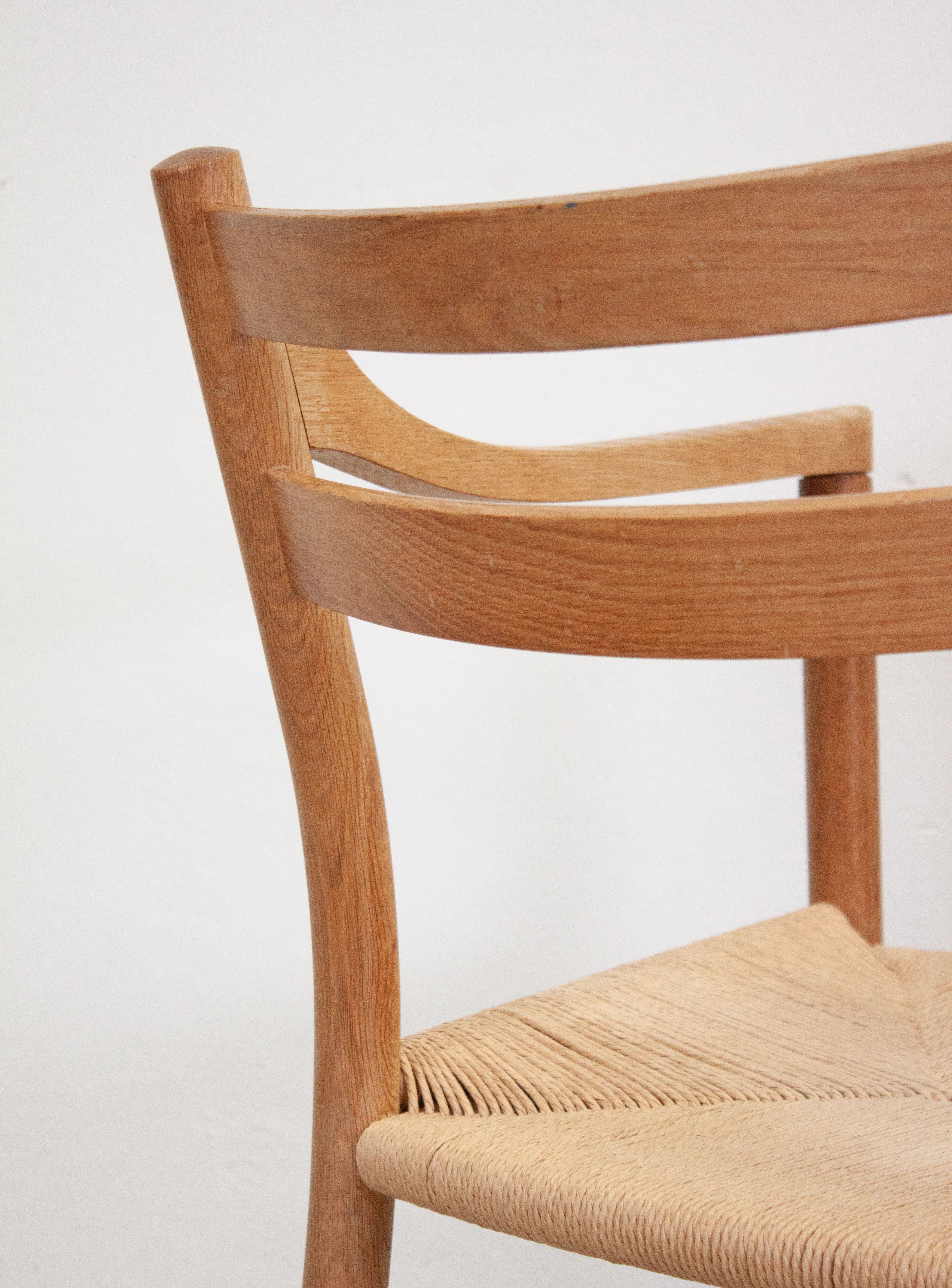 Carl Hansen & Søn CH46 Dining Armchair by Hans J. Wegner – JUKI