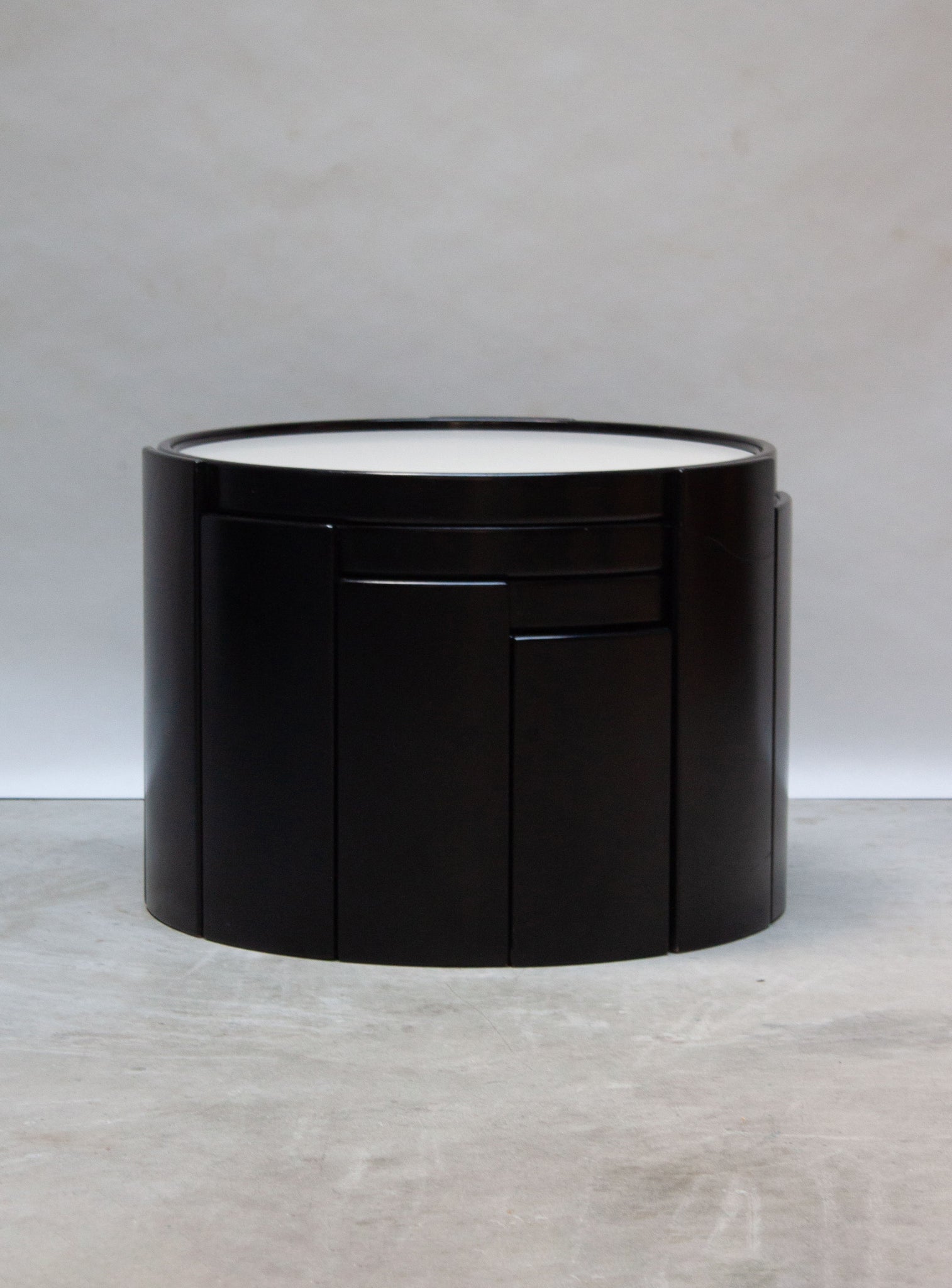 Cassina 783 Nesting Tables by Gianfranco Frattini (Black)