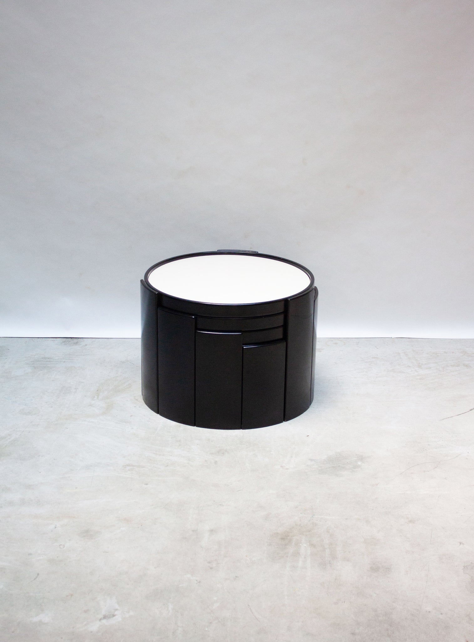 Cassina 783 Nesting Tables by Gianfranco Frattini (Black)