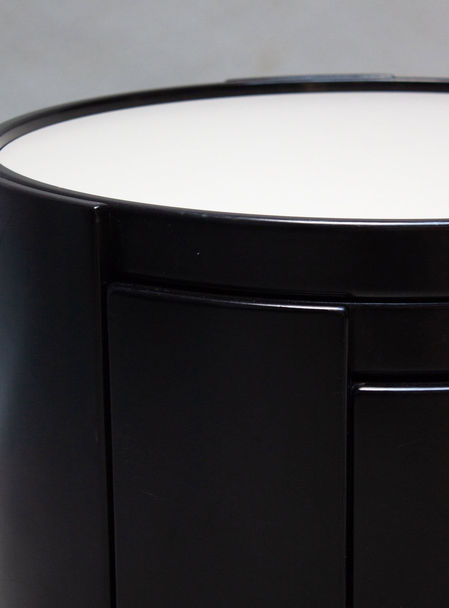 Cassina 783 Nesting Tables by Gianfranco Frattini (Black)